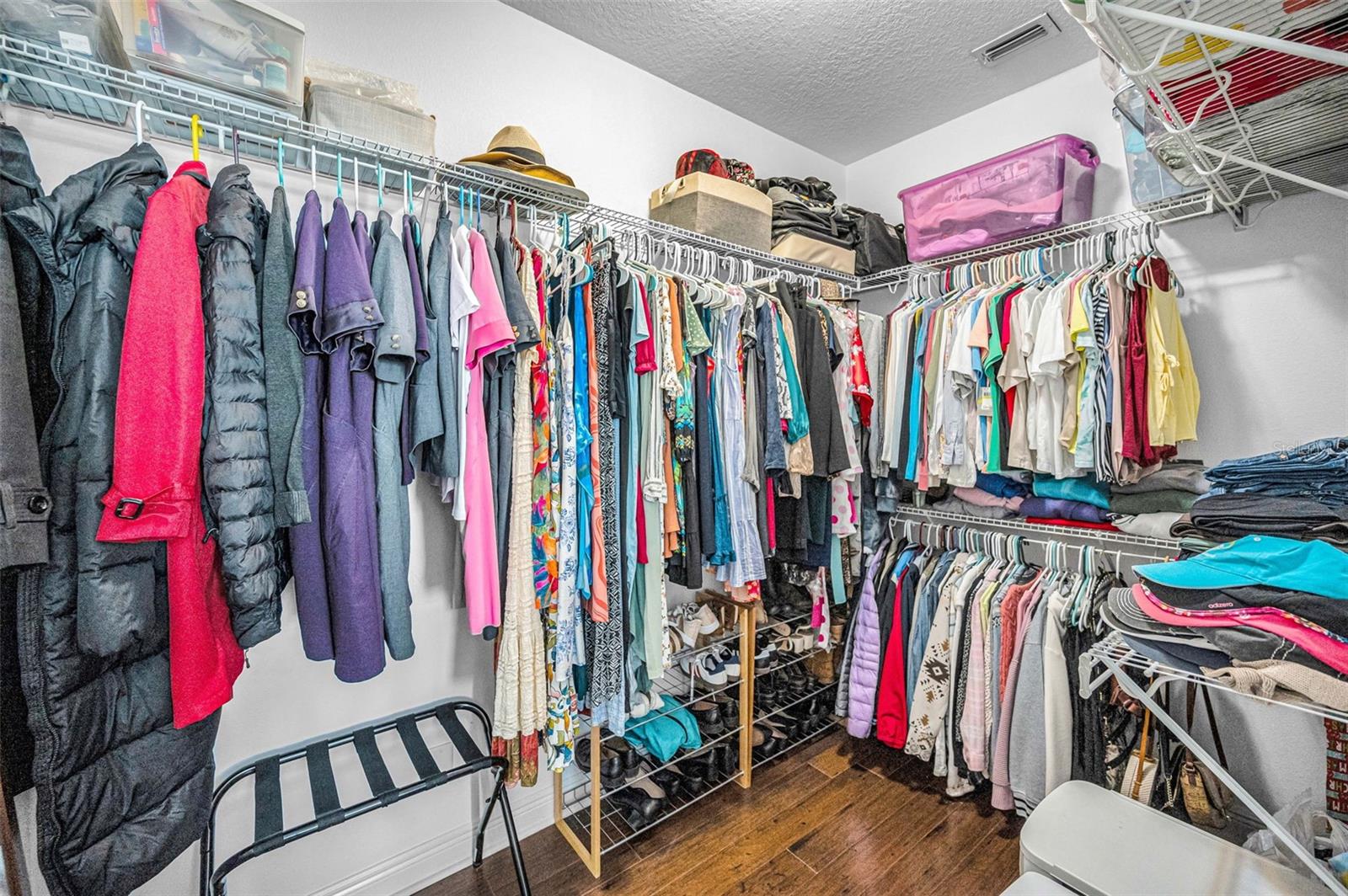 Image 43 of 100 For 8449 Bluevine Sky Drive