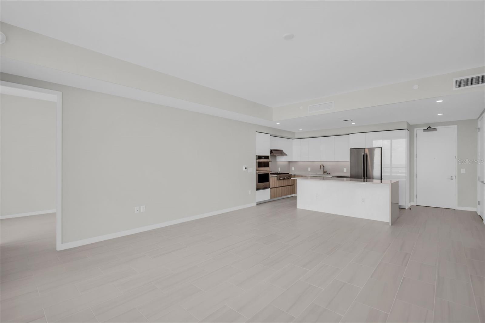 Image 11 of 83 For 400 Central Avenue 3603