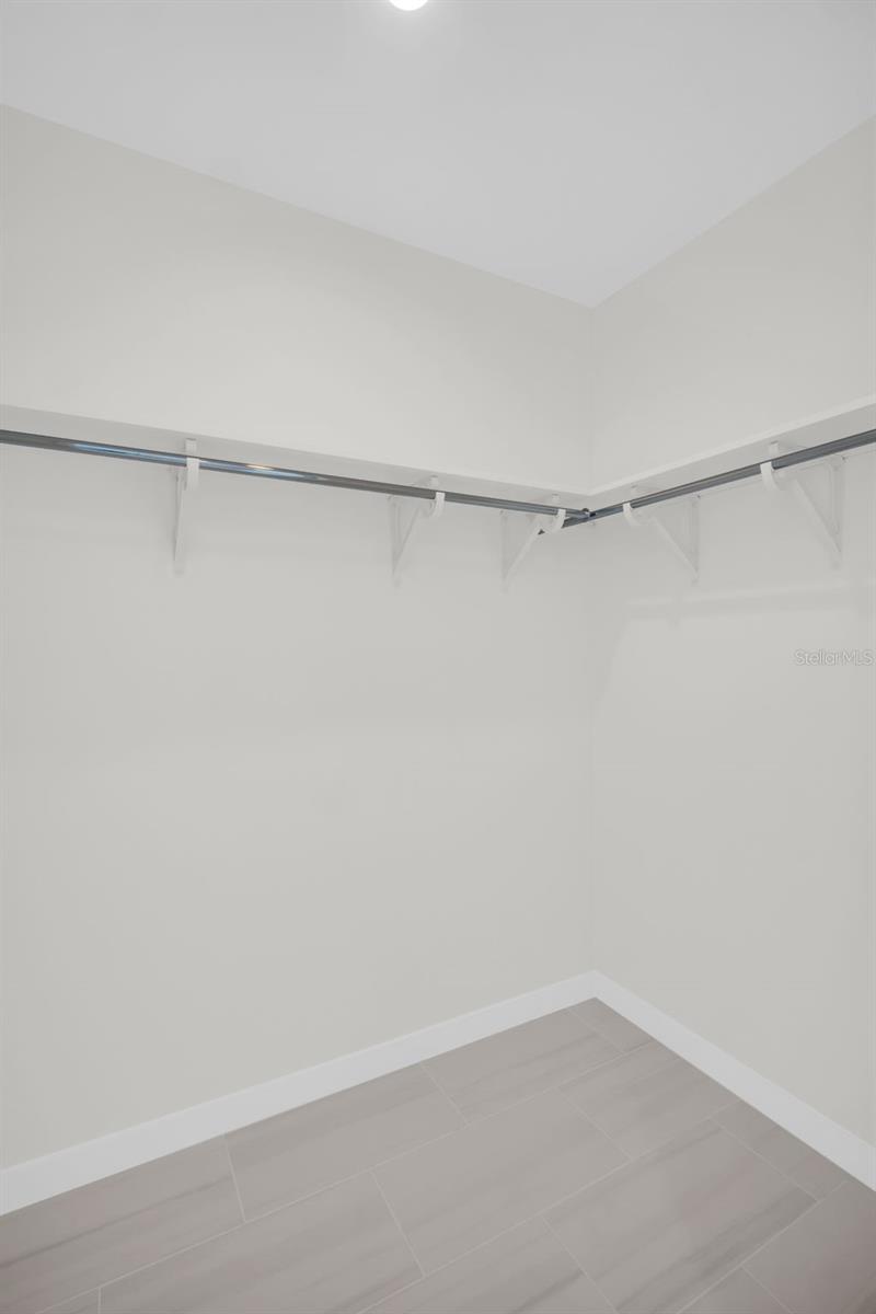 Image 23 of 83 For 400 Central Avenue 3603