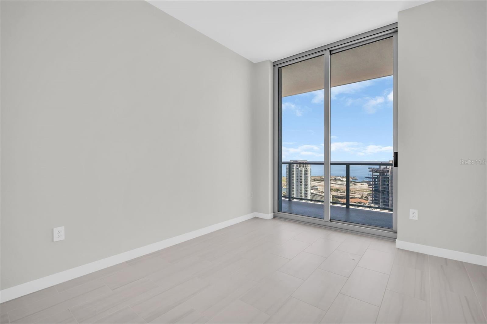 Image 25 of 83 For 400 Central Avenue 3603