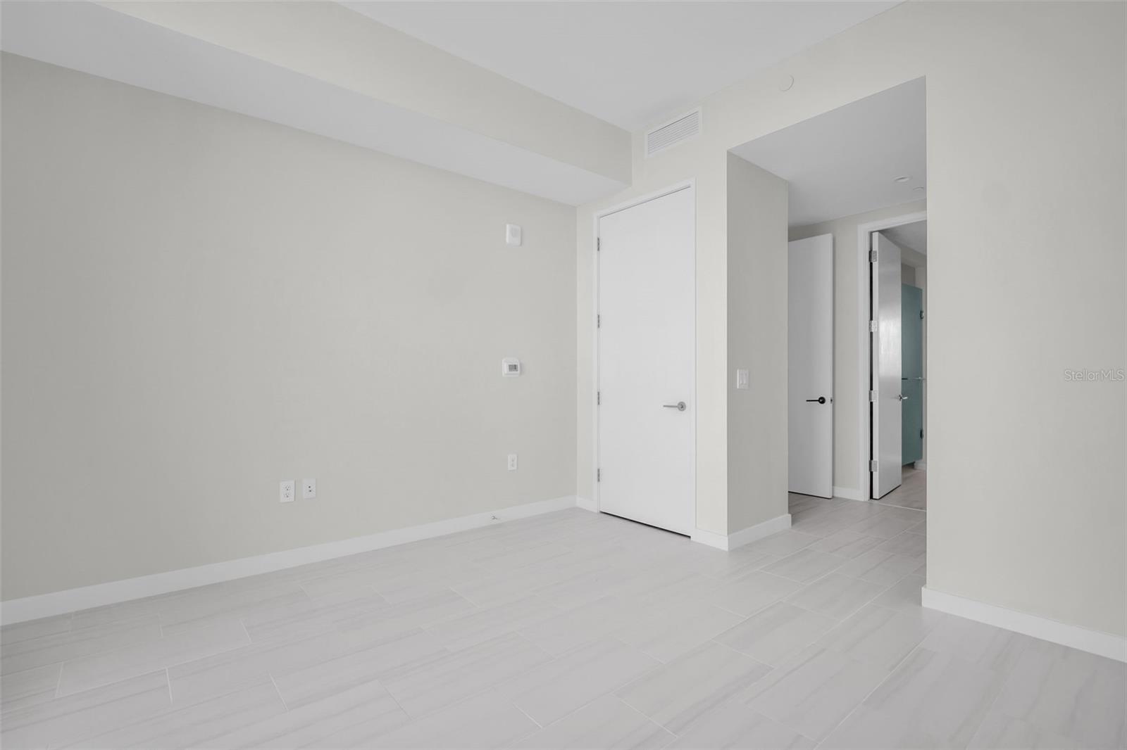 Image 31 of 83 For 400 Central Avenue 3603