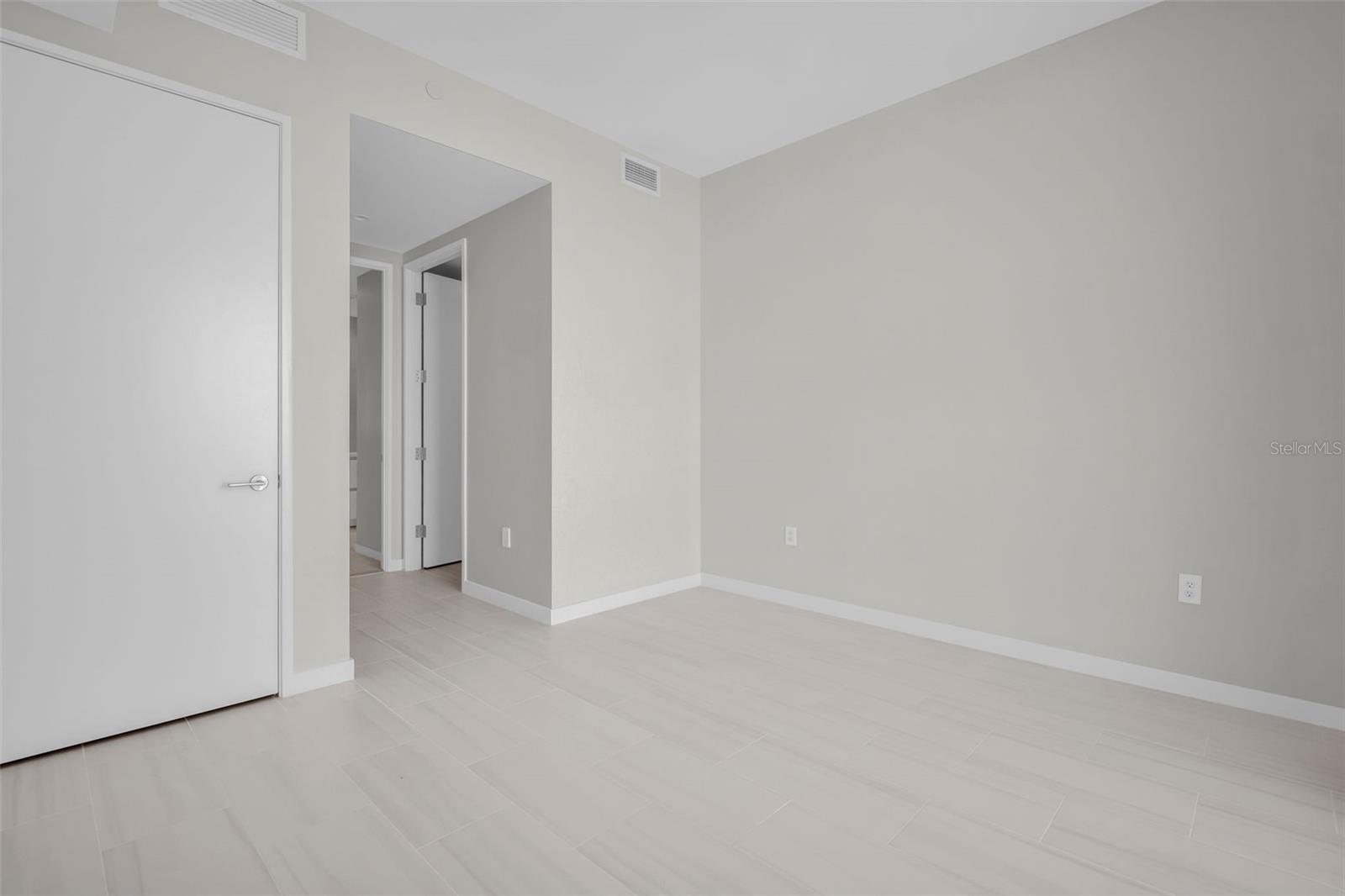 Image 32 of 83 For 400 Central Avenue 3603