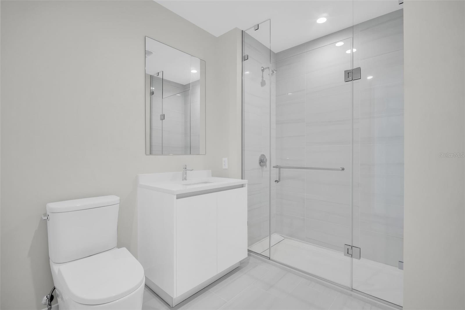 Image 36 of 83 For 400 Central Avenue 3603