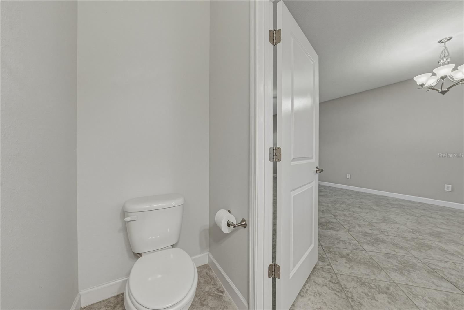 Image 17 of 38 For 28647 Tranquil Lake Circle