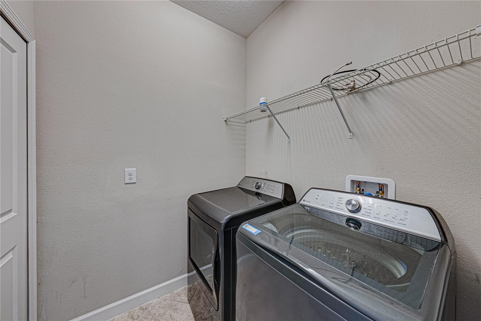 Image 28 of 38 For 28647 Tranquil Lake Circle