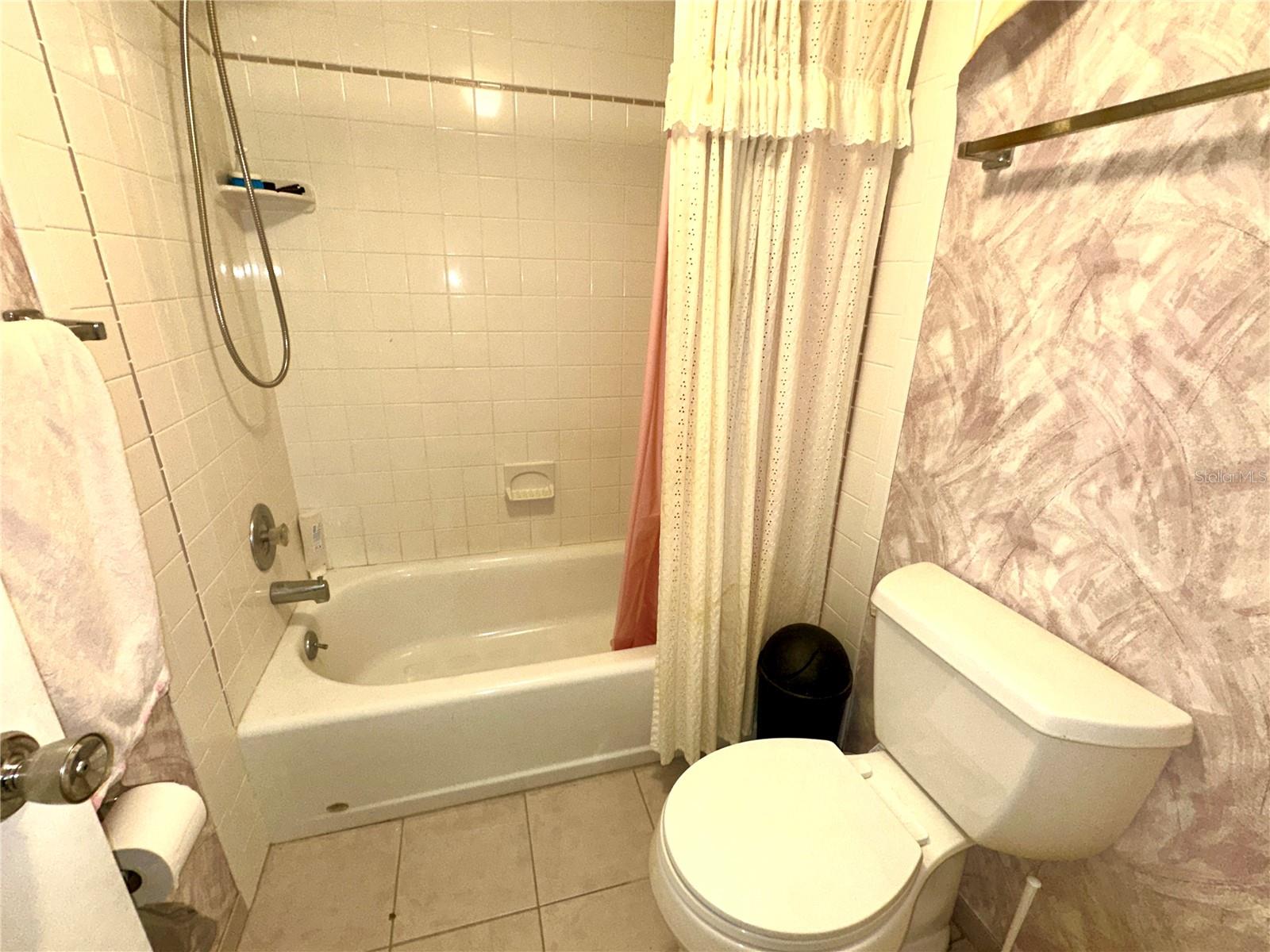 Image 19 of 42 For 1655 Highland Avenue J190