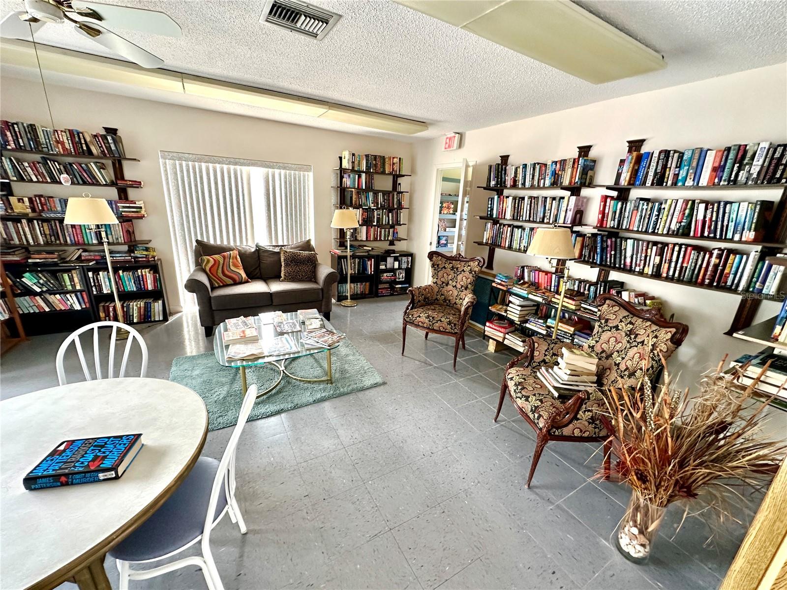 Image 34 of 42 For 1655 Highland Avenue J190