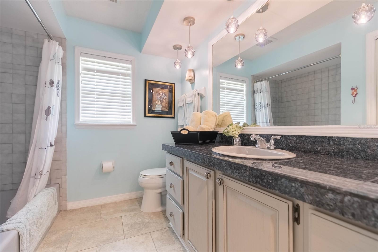 Listing photo id 22 for 6602 Seabird Way