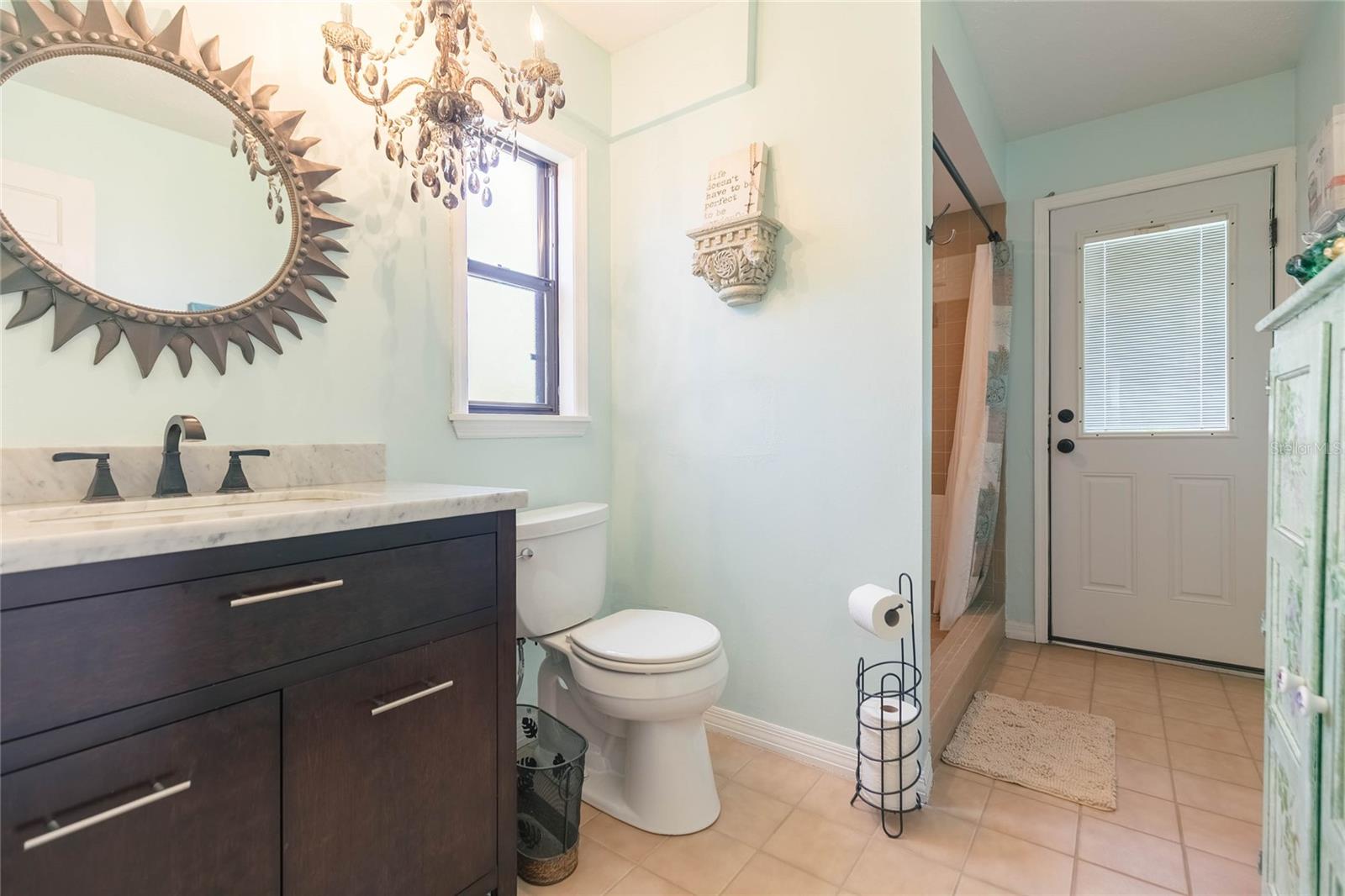 Listing photo id 24 for 6602 Seabird Way