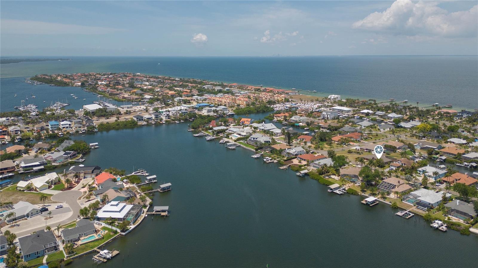 Listing photo id 36 for 6602 Seabird Way