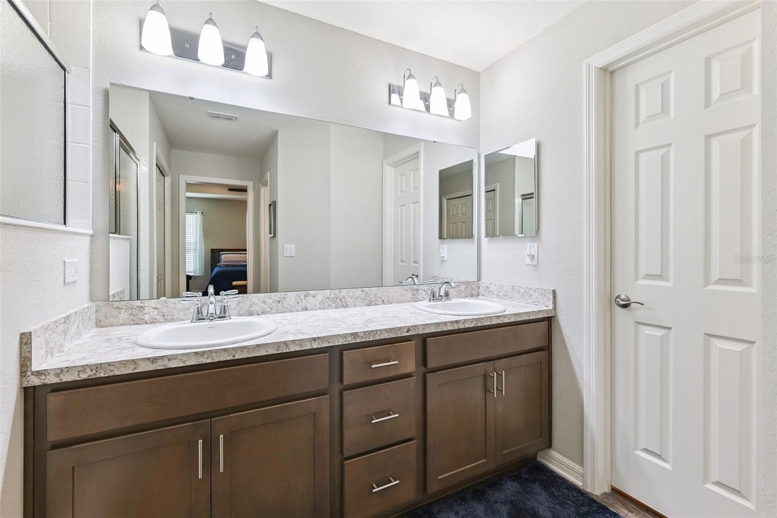 Image 20 of 36 For 134 St Thomas Drive