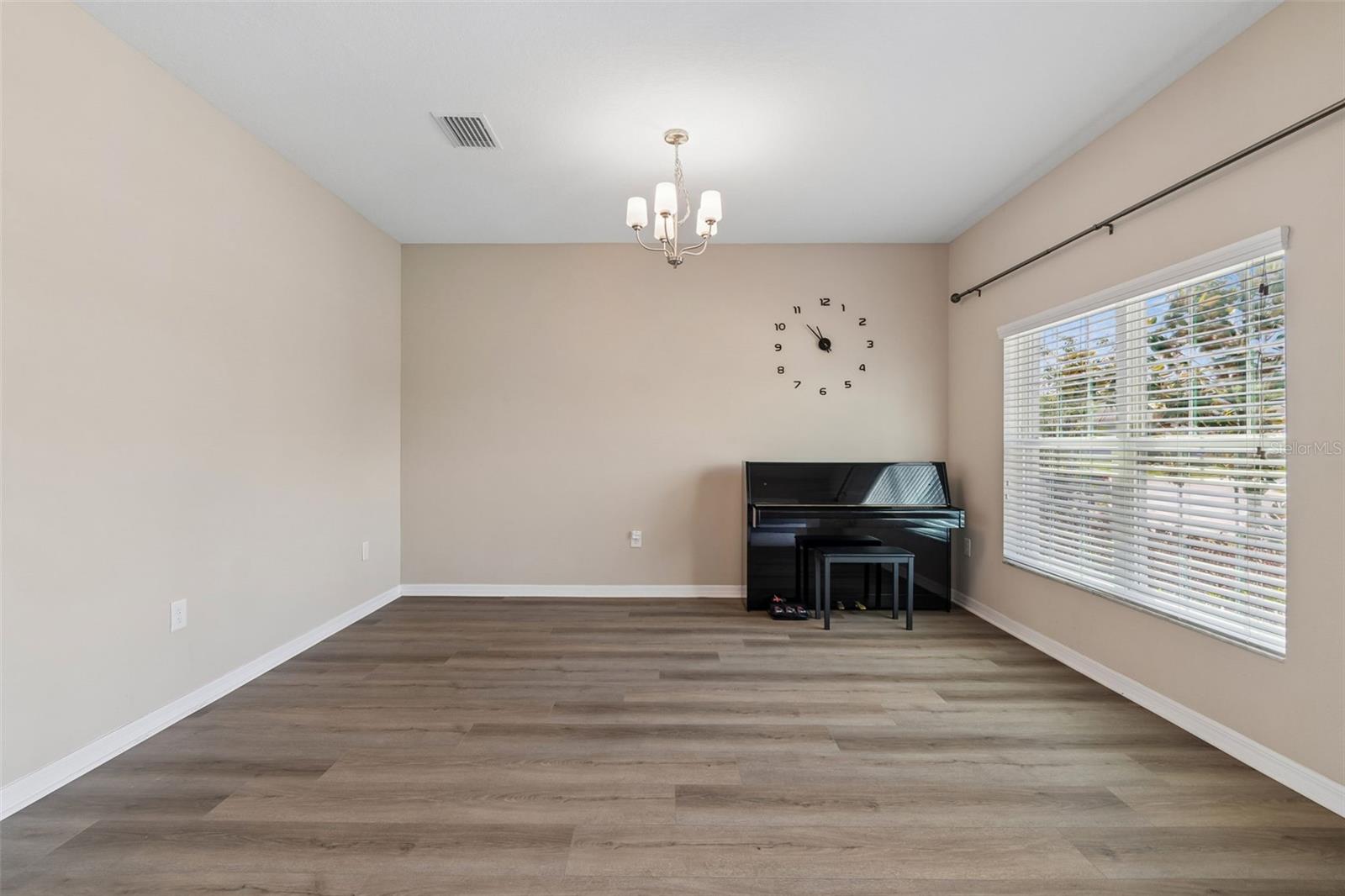 Image 10 of 100 For 17647 Cortes Creek Boulevard