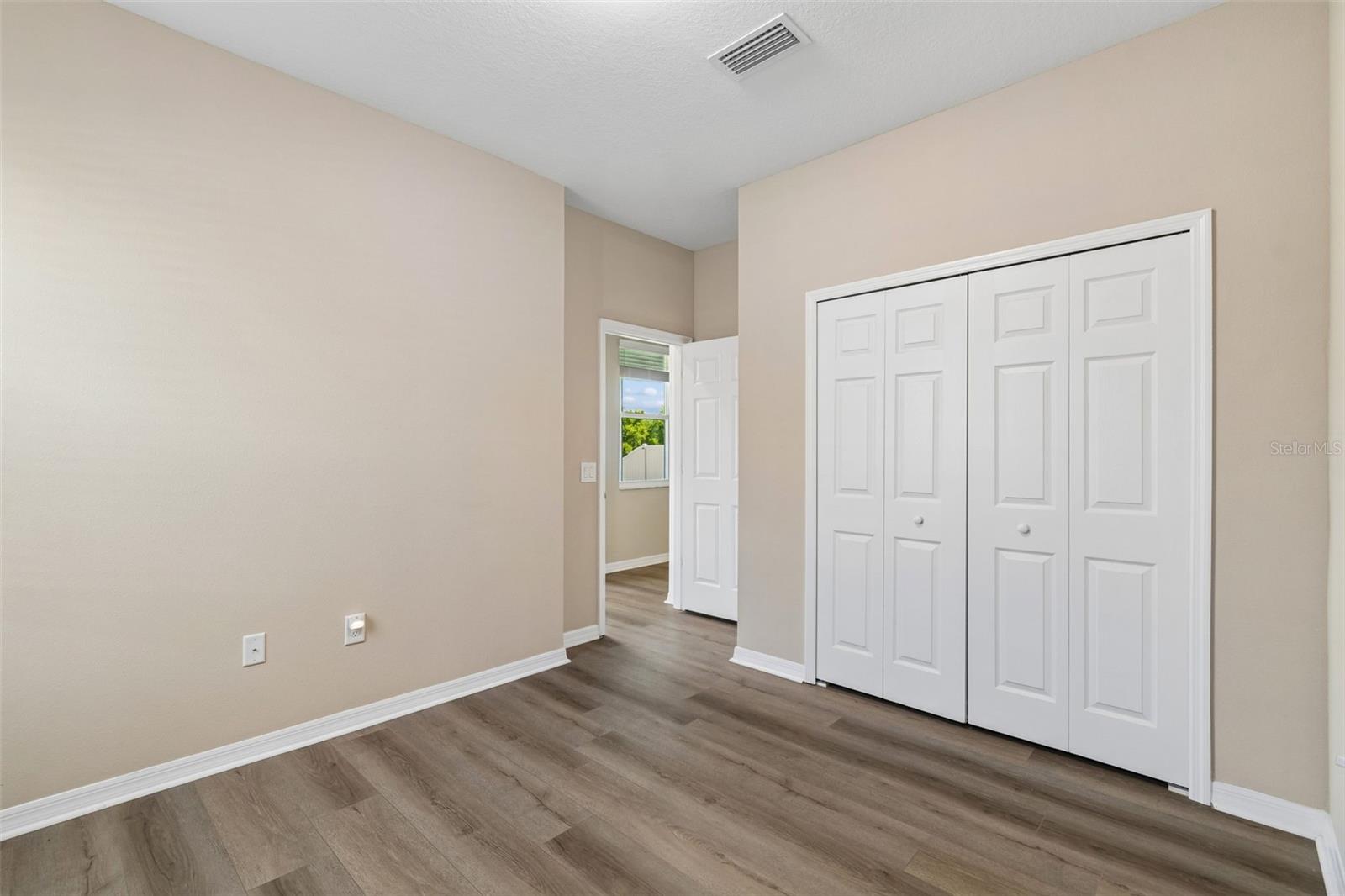 Image 37 of 100 For 17647 Cortes Creek Boulevard