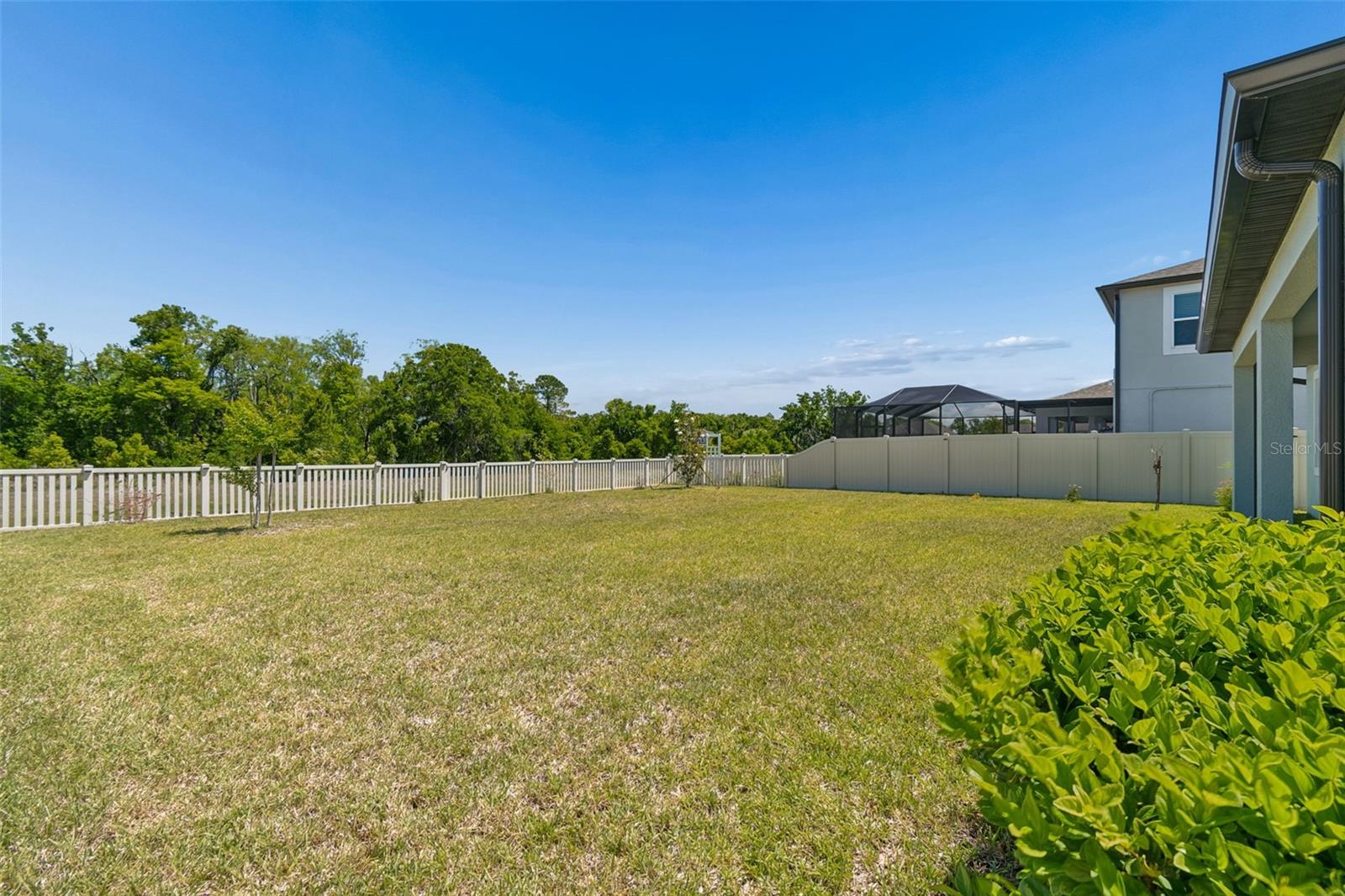 Image 73 of 100 For 17647 Cortes Creek Boulevard