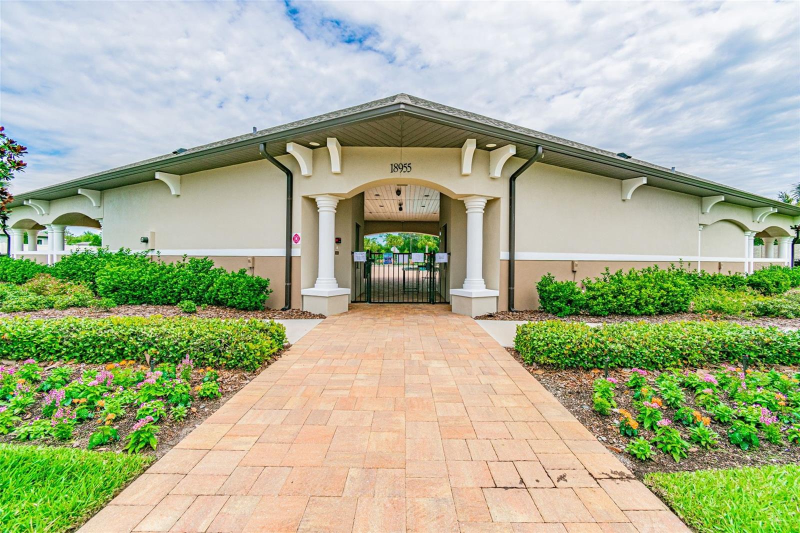 Image 87 of 100 For 17647 Cortes Creek Boulevard