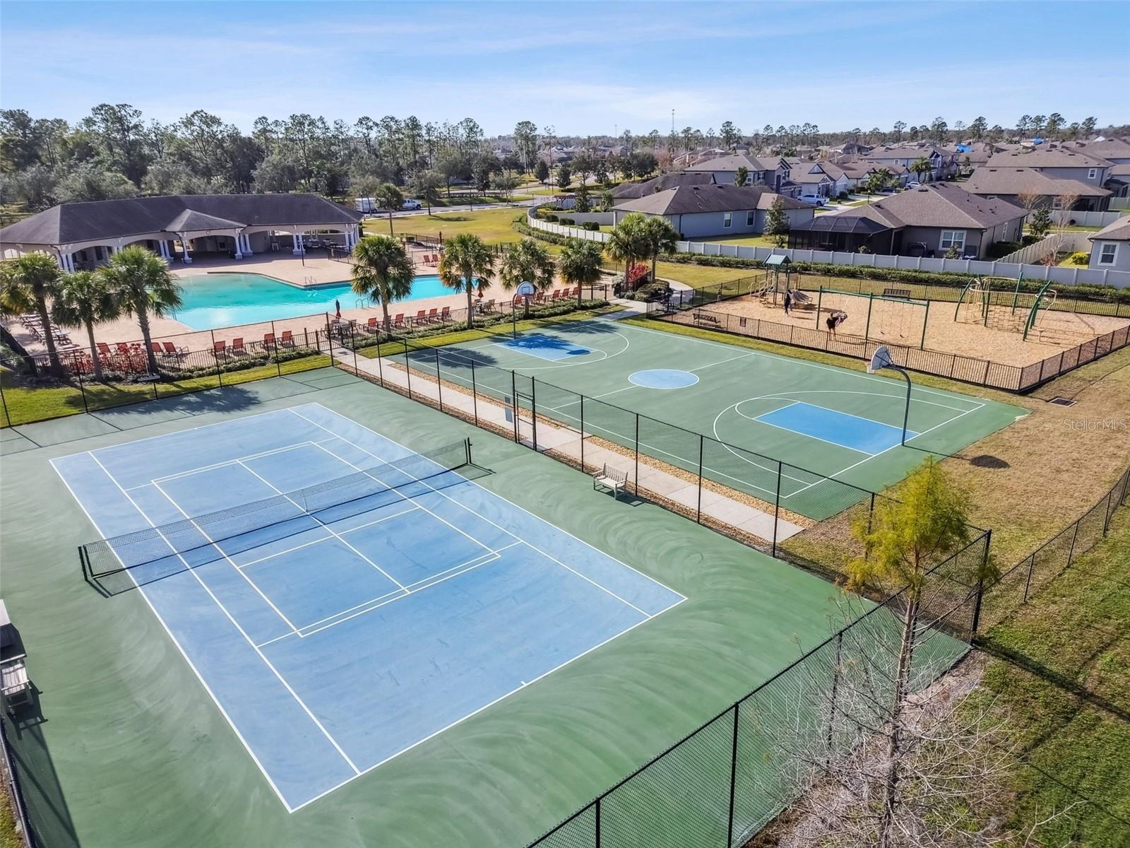 Image 92 of 100 For 17647 Cortes Creek Boulevard