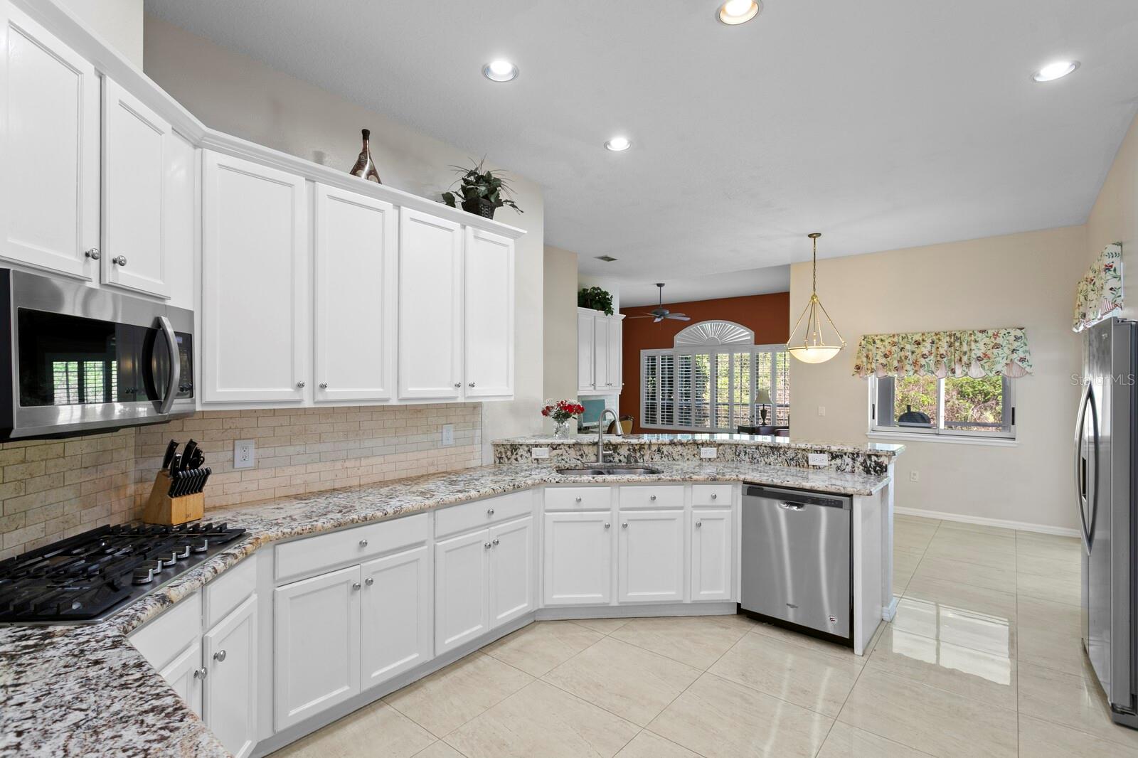 Image 10 of 62 For 17888 Arbor Greene Drive