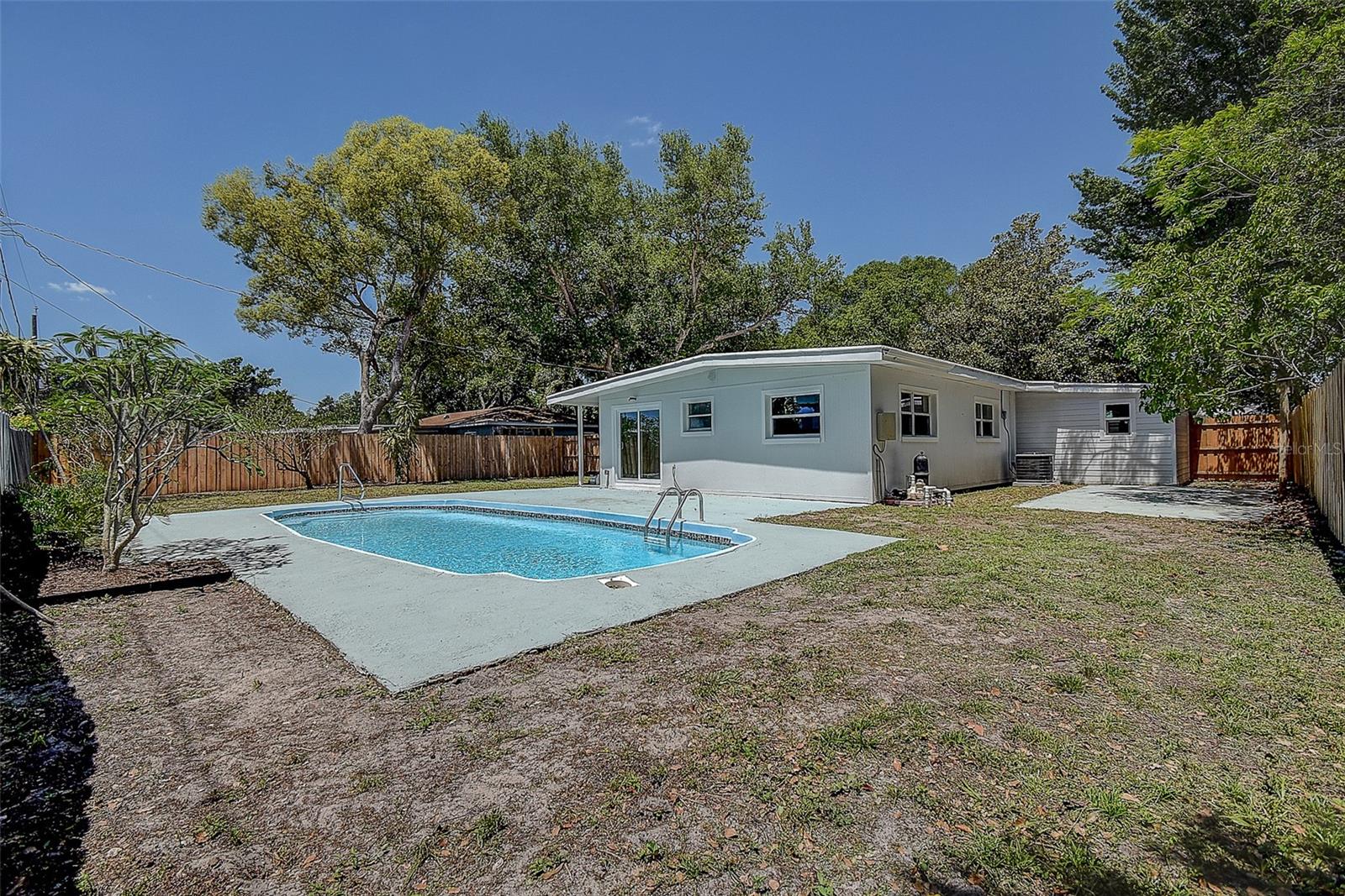 Image 22 of 32 For 8420 Gerbera Avenue