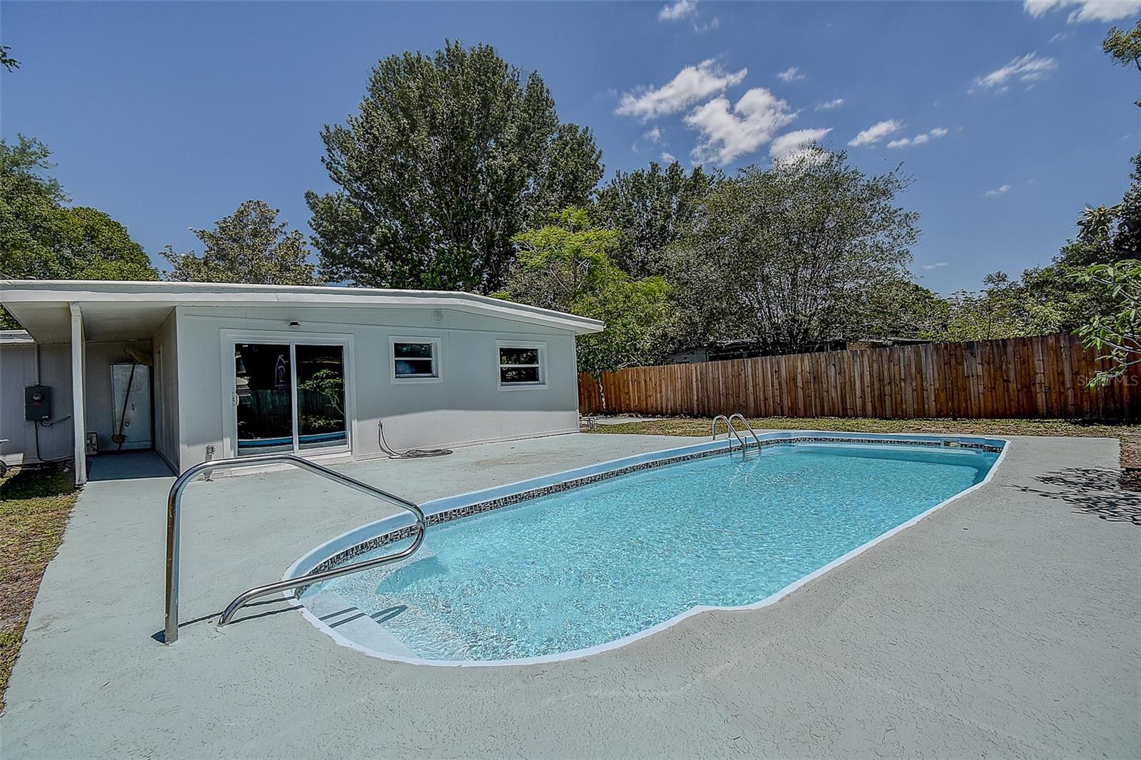 Image 3 of 32 For 8420 Gerbera Avenue