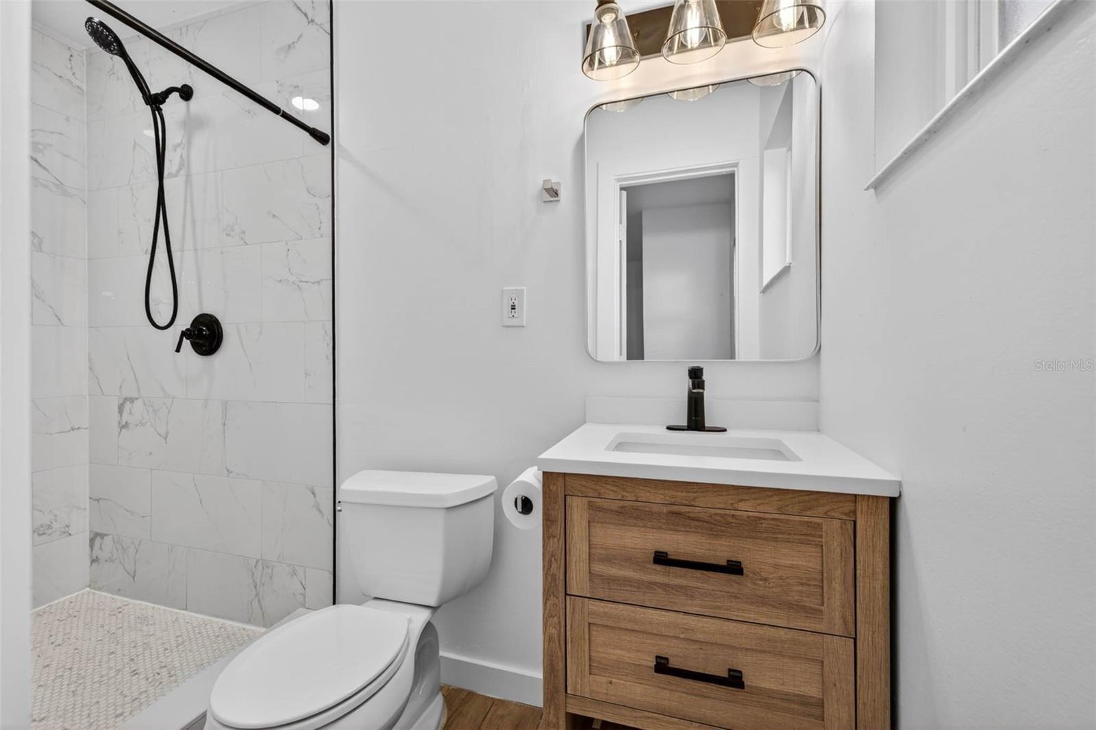 Image 16 of 31 For 4413 Rogers Avenue