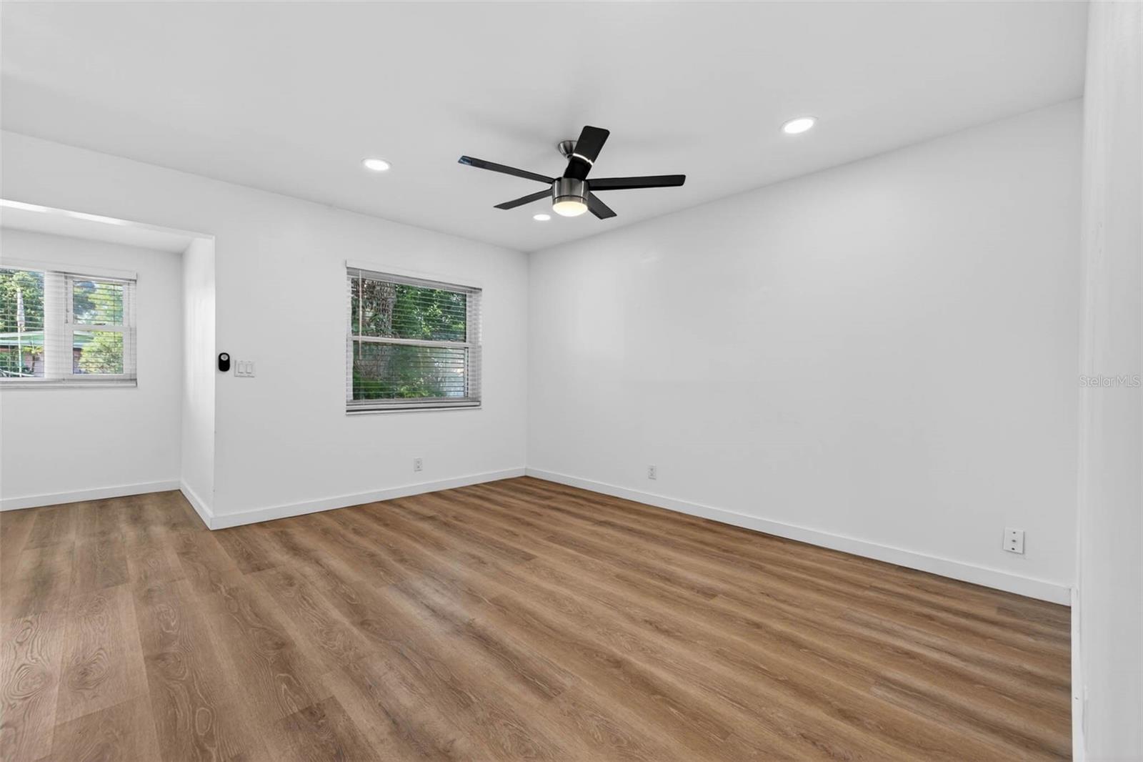 Image 4 of 31 For 4413 Rogers Avenue