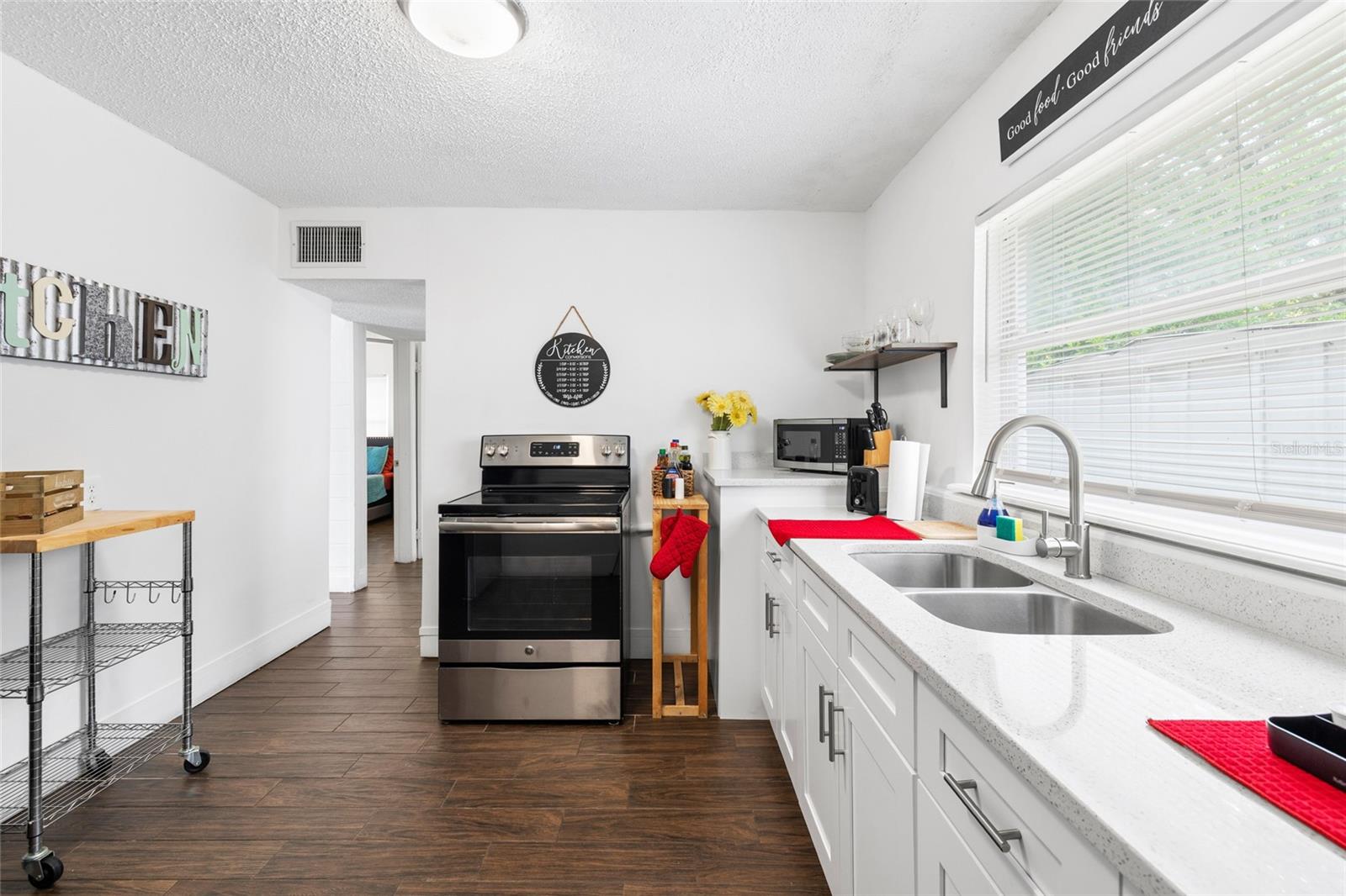 Image 13 of 43 For 8707 Ashley Street