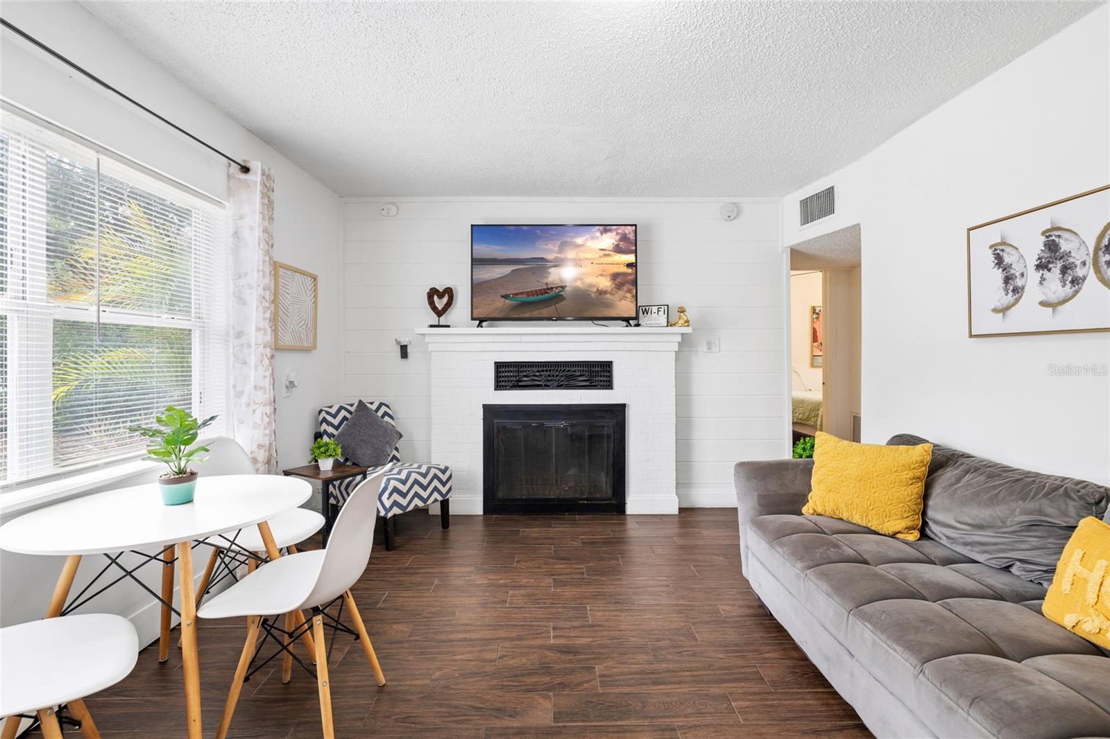 Image 9 of 43 For 8707 Ashley Street
