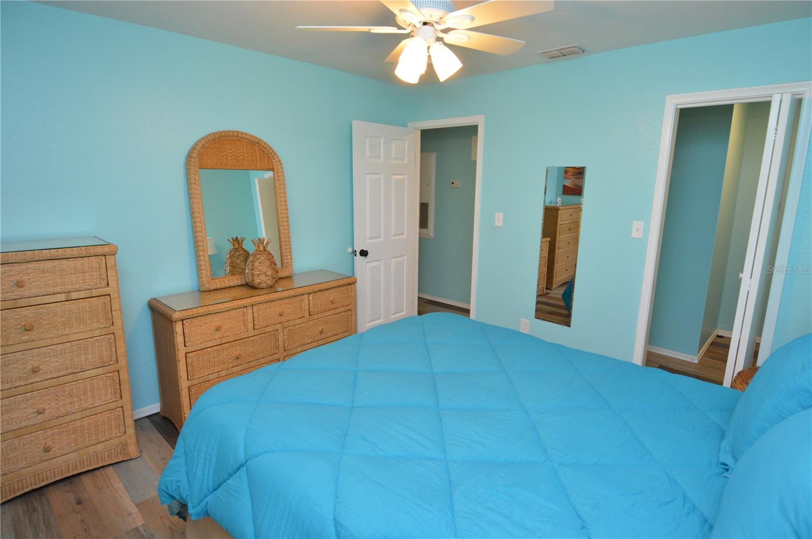 Image 35 of 80 For 1400 Gandy Boulevard N 207