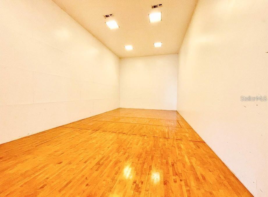 Image 65 of 80 For 1400 Gandy Boulevard N 207