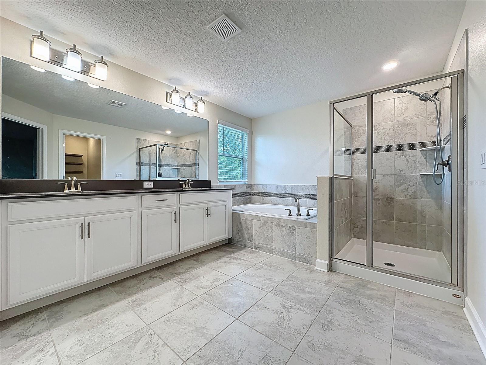 Image 27 of 33 For 521 Brunswick Drive