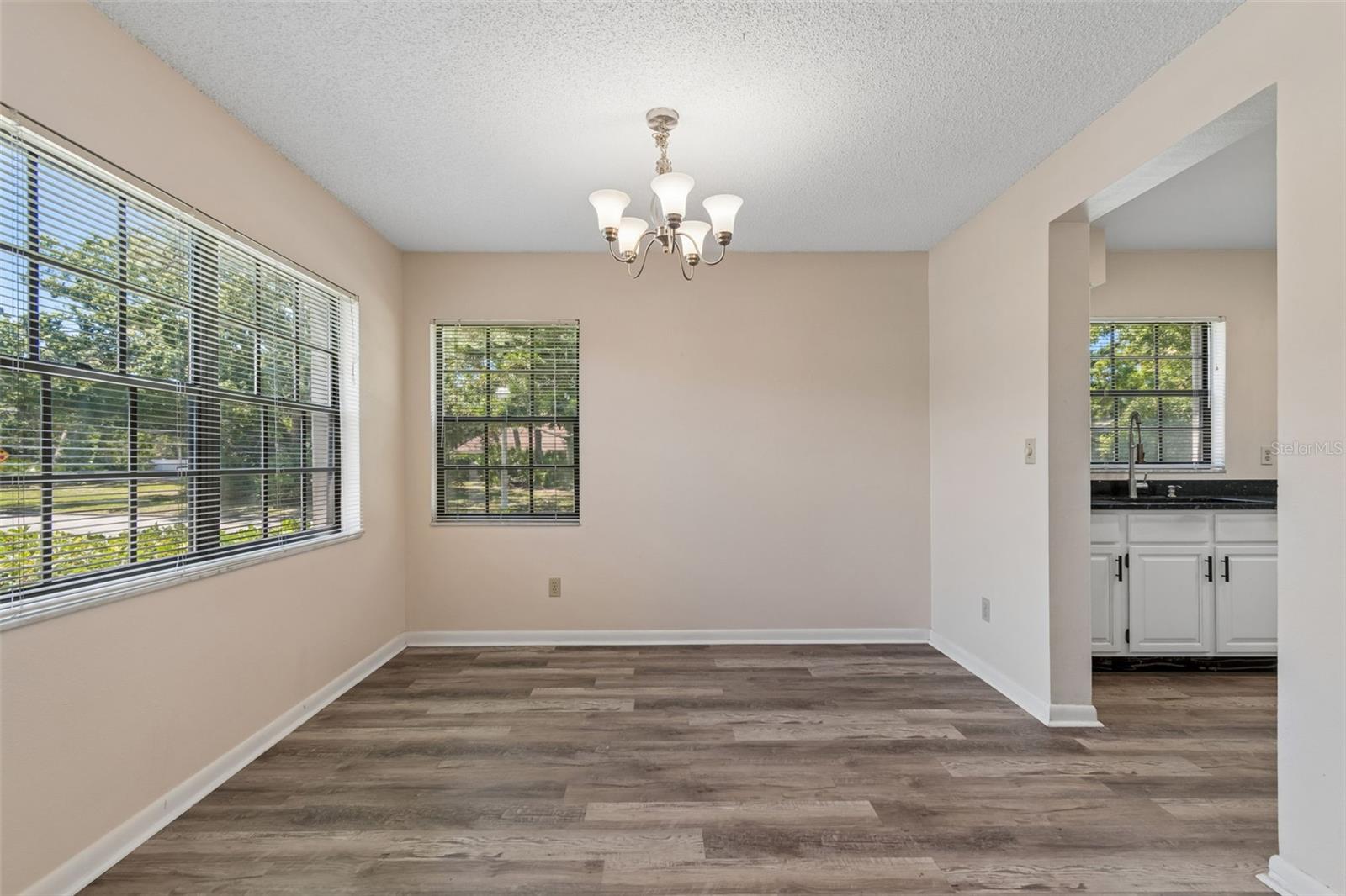Image 10 of 60 For 8737 Bardmoor Place 102