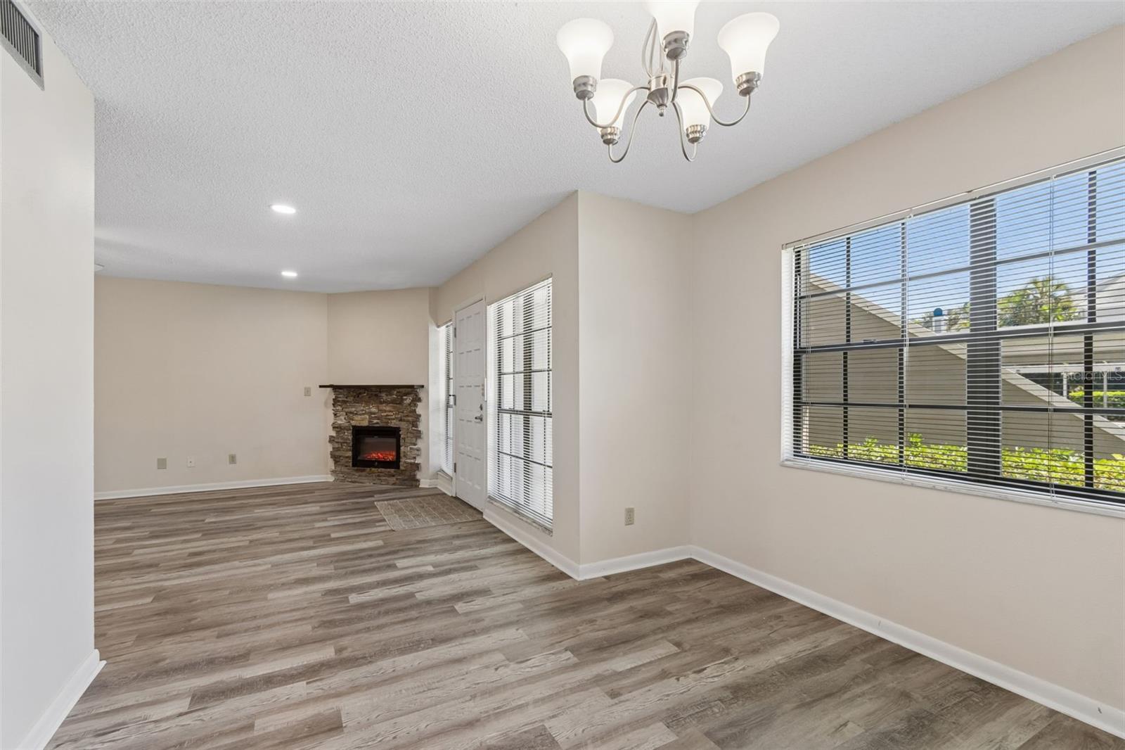 Image 12 of 60 For 8737 Bardmoor Place 102