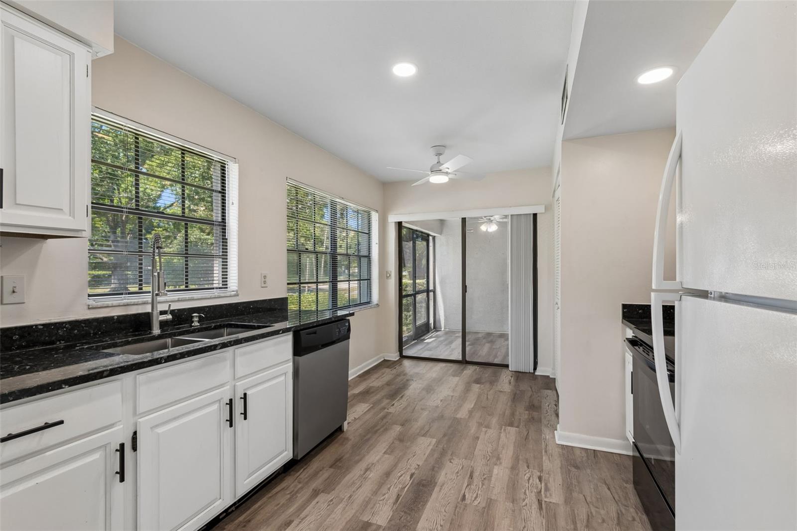 Image 13 of 60 For 8737 Bardmoor Place 102