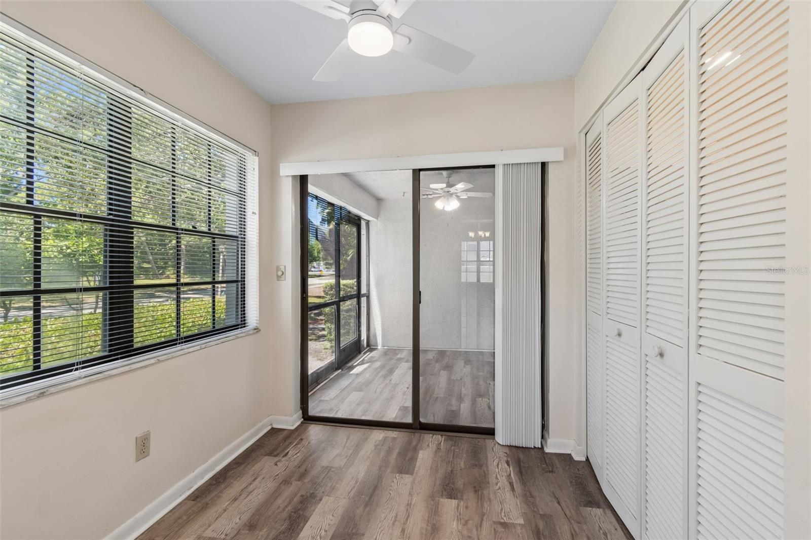 Image 16 of 60 For 8737 Bardmoor Place 102