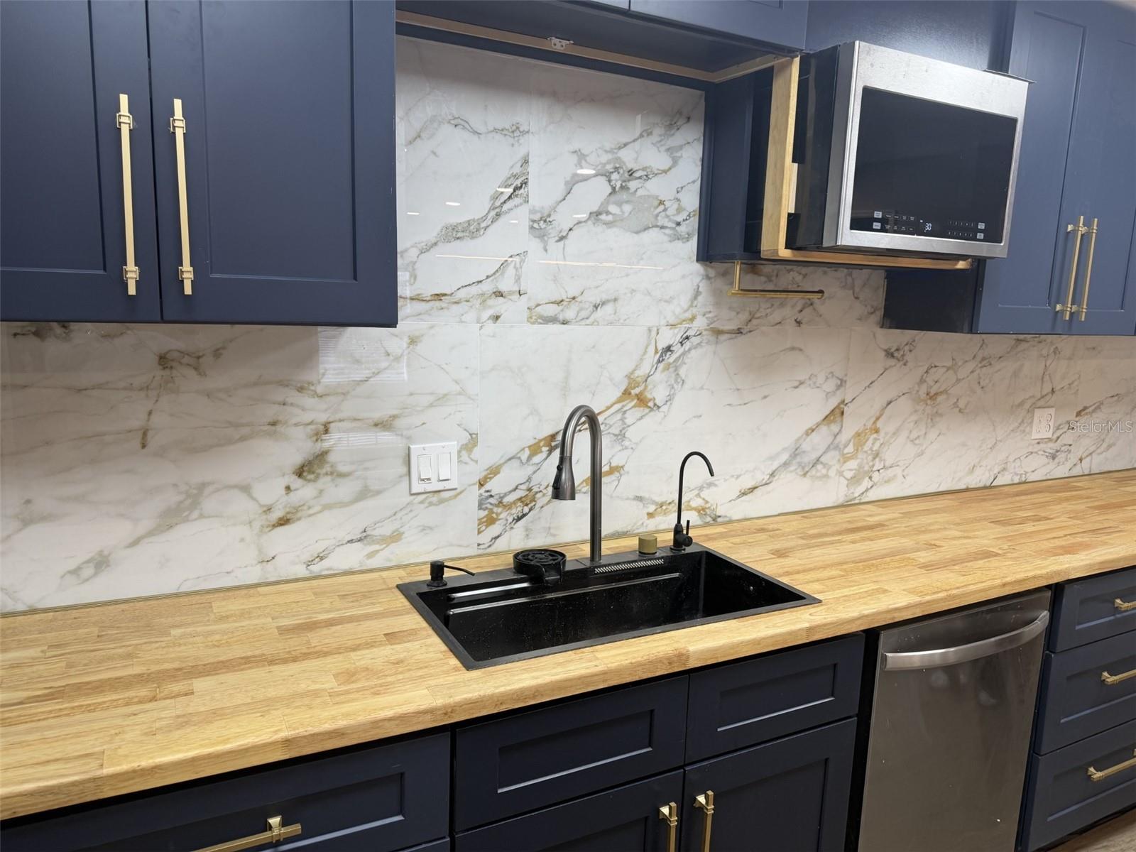 Image 10 of 29 For 4315 Aegean Drive 118c