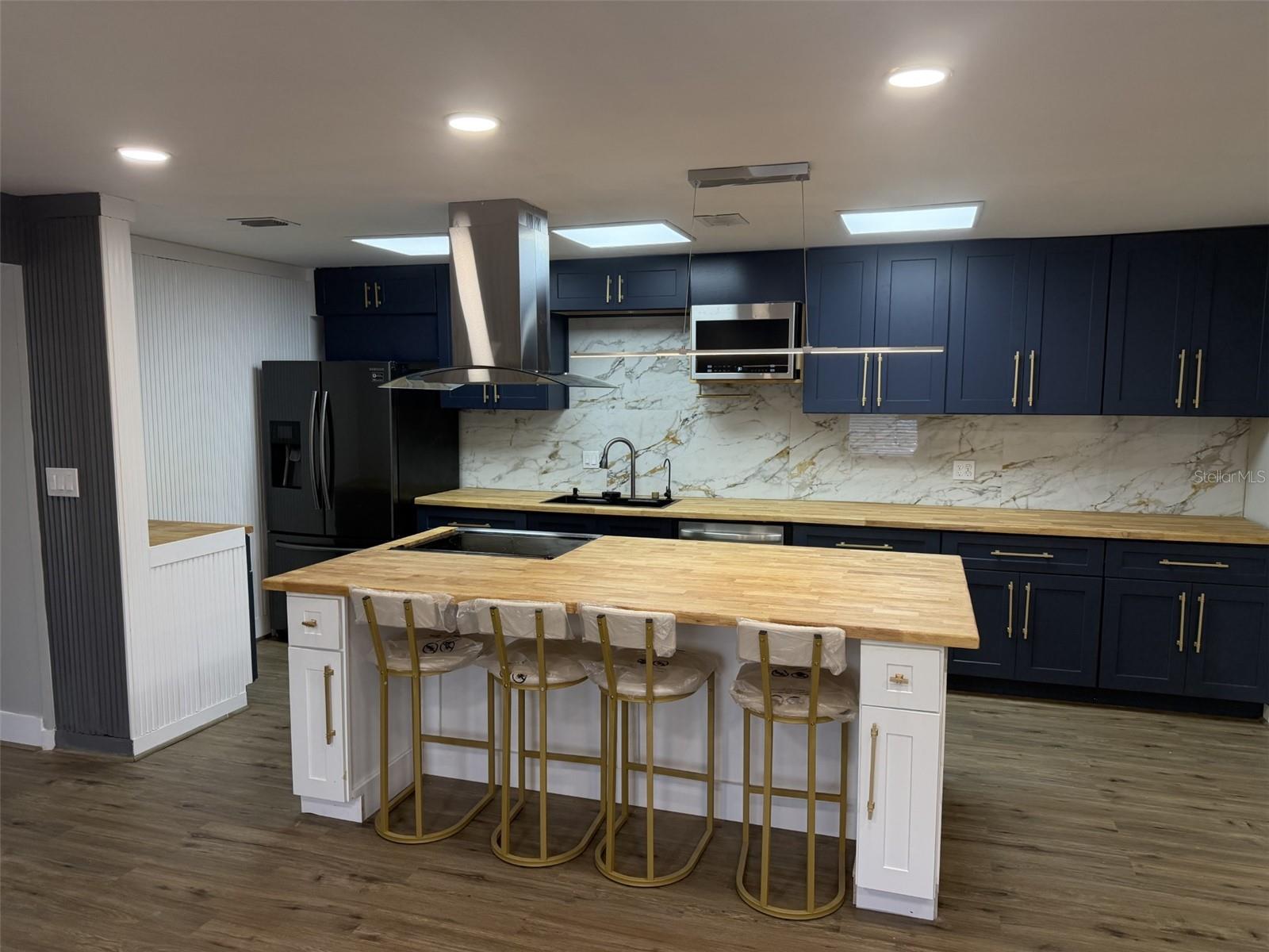 Image 6 of 29 For 4315 Aegean Drive 118c