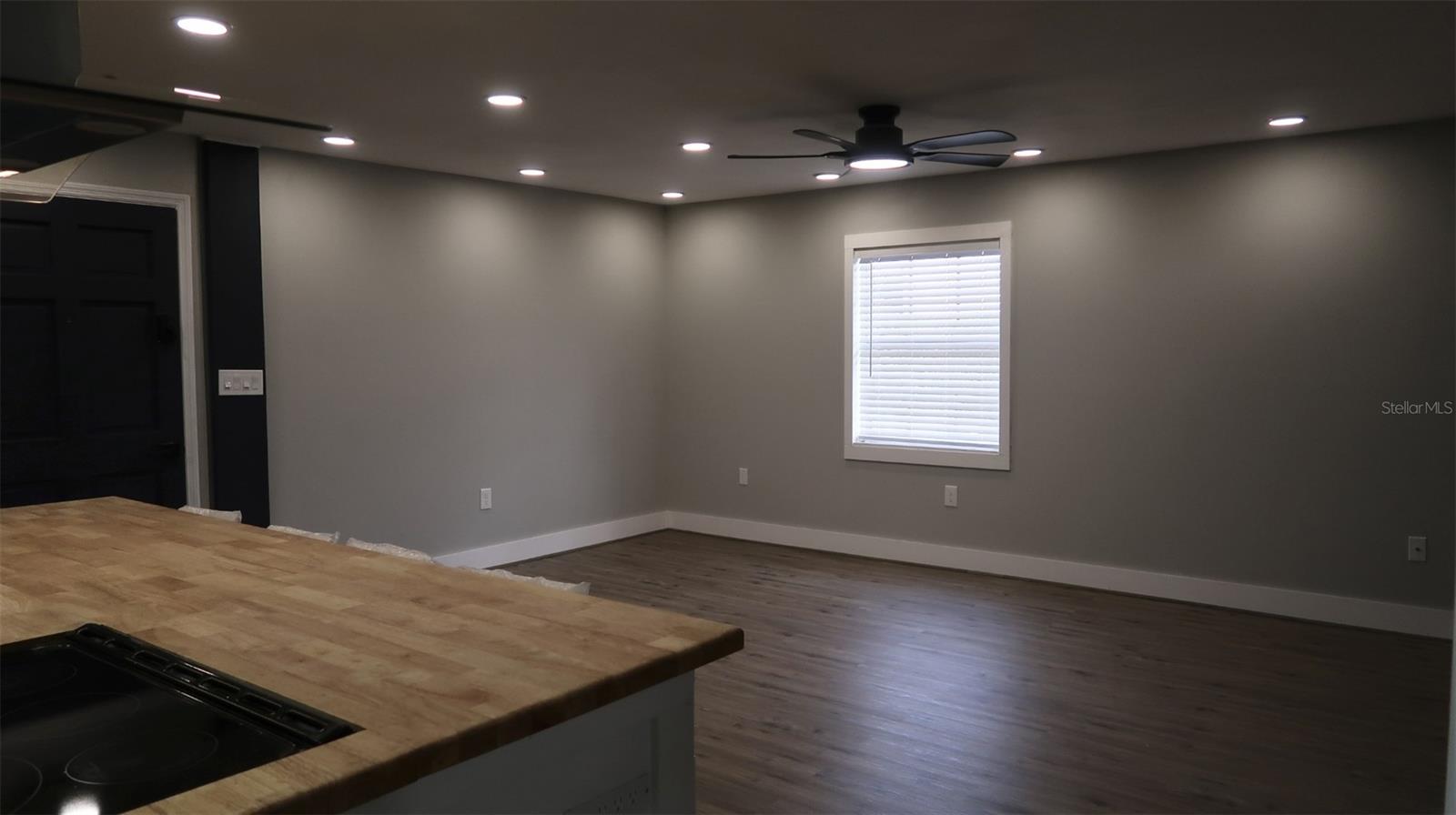 Image 9 of 29 For 4315 Aegean Drive 118c