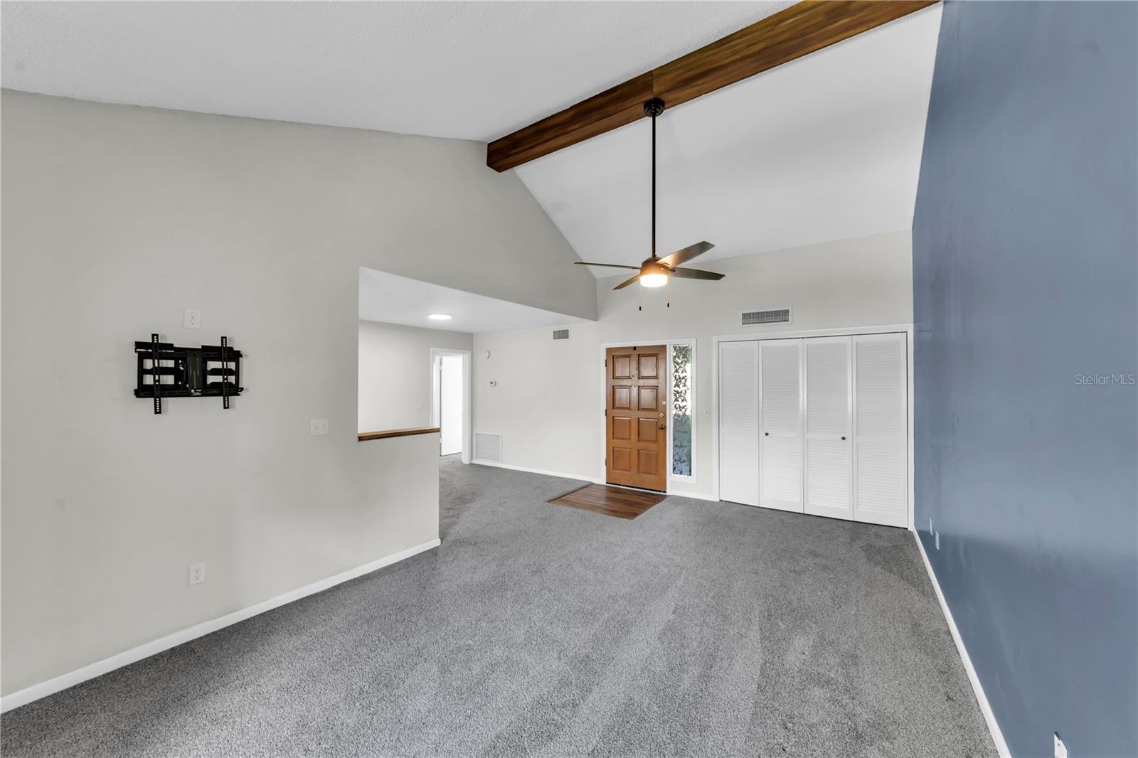 Image 12 of 42 For 4114 Pinelake Lane 202