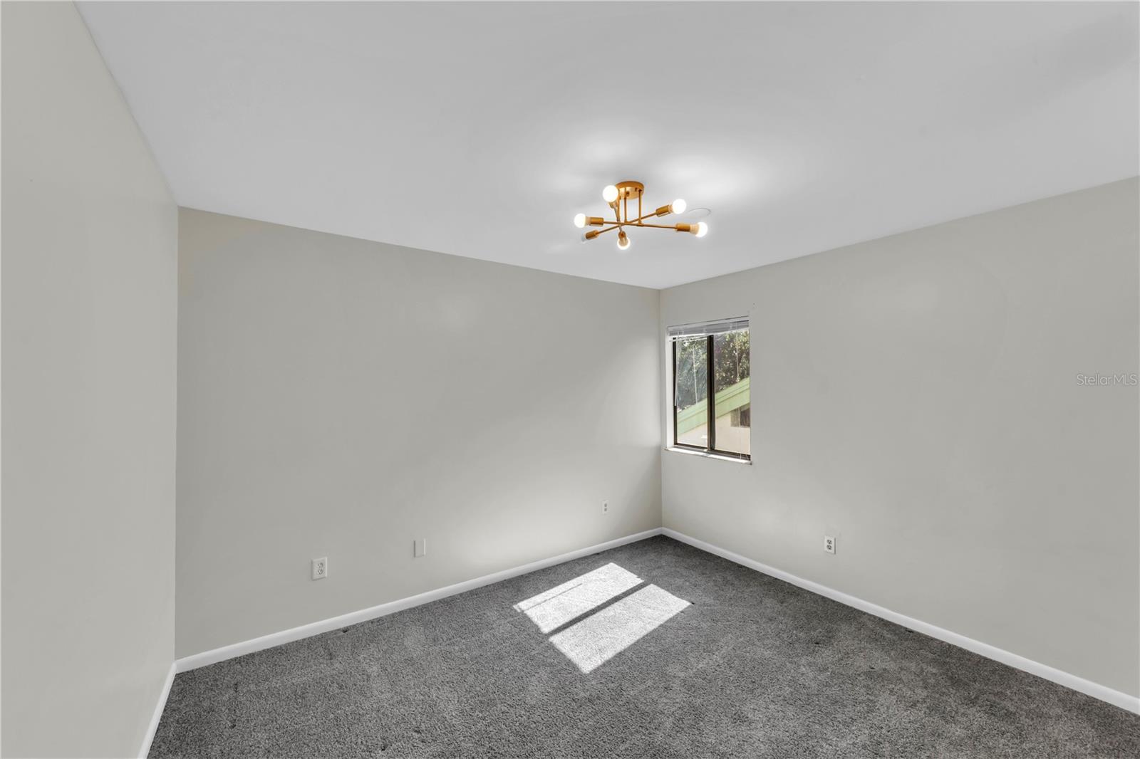 Image 17 of 42 For 4114 Pinelake Lane 202