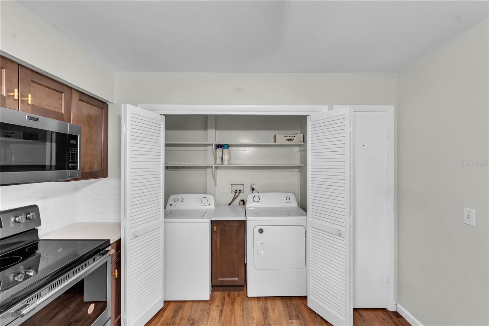 Image 7 of 42 For 4114 Pinelake Lane 202