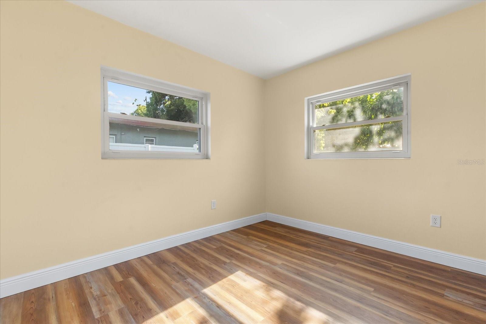 Image 13 of 24 For 12432 136th Lane