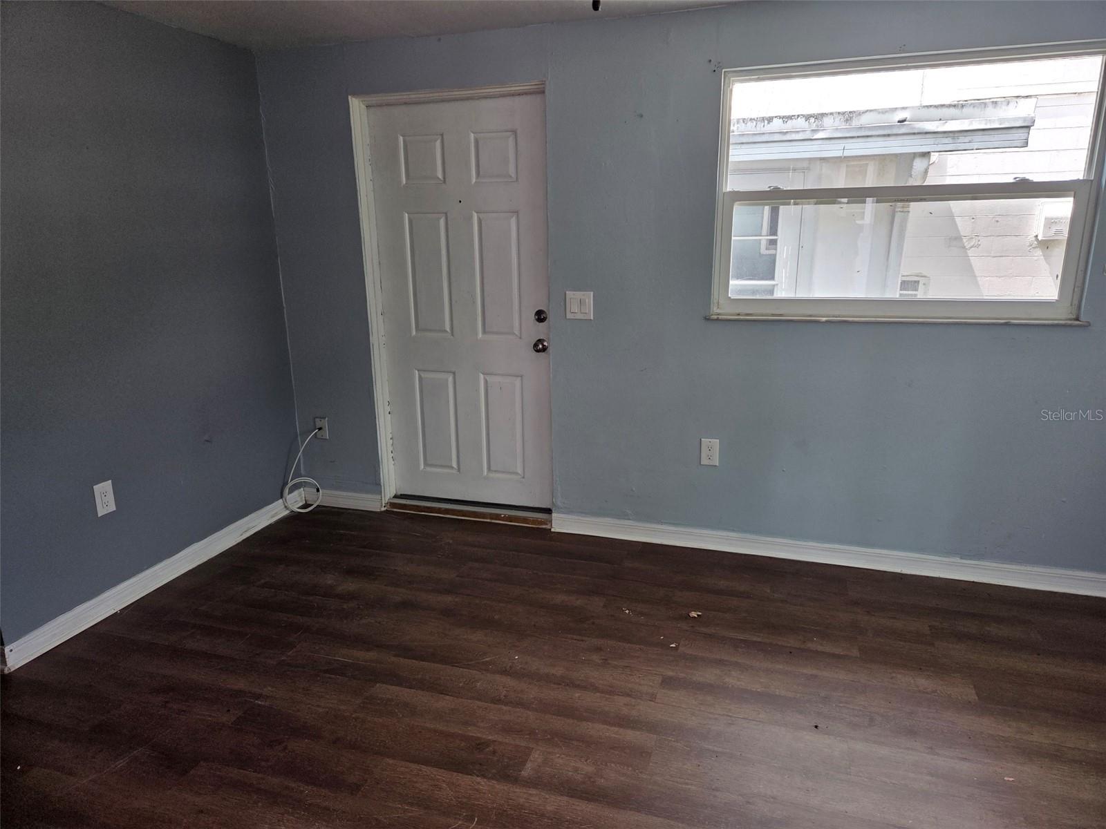 Image 3 of 7 For 5206 7th Street