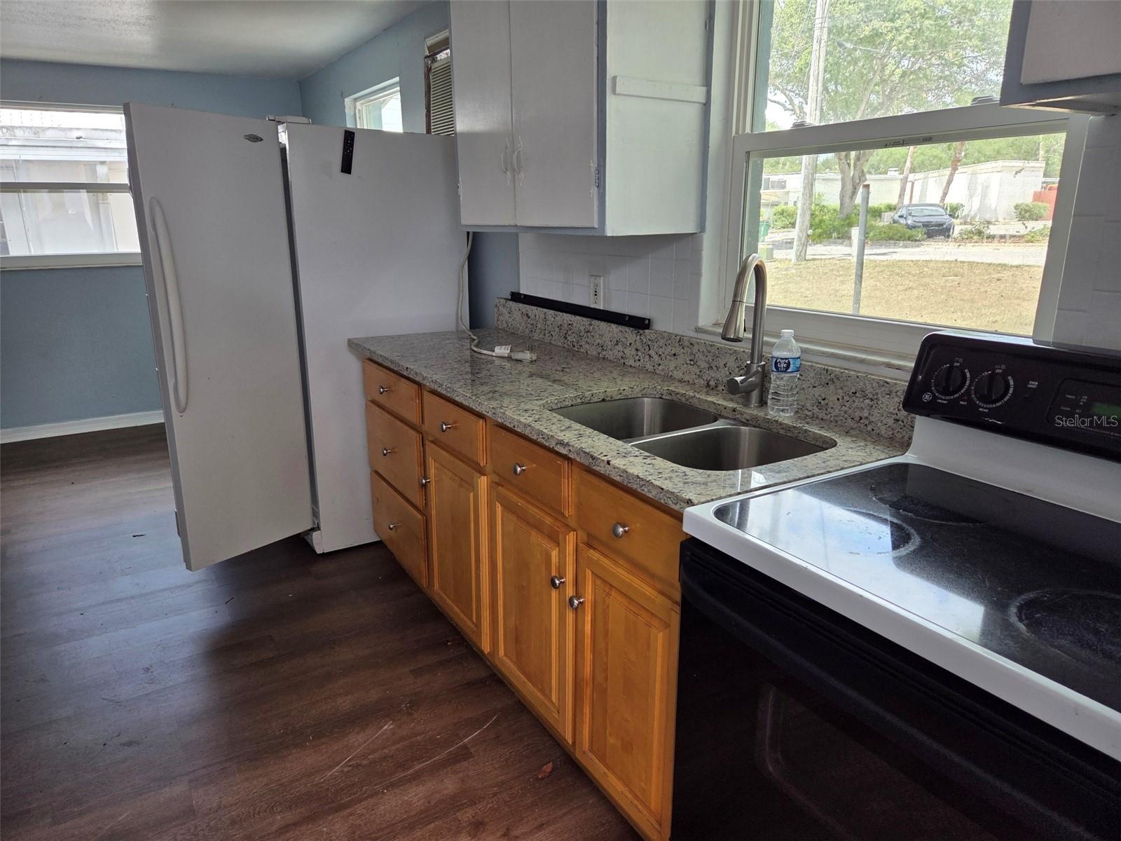 Image 4 of 7 For 5206 7th Street