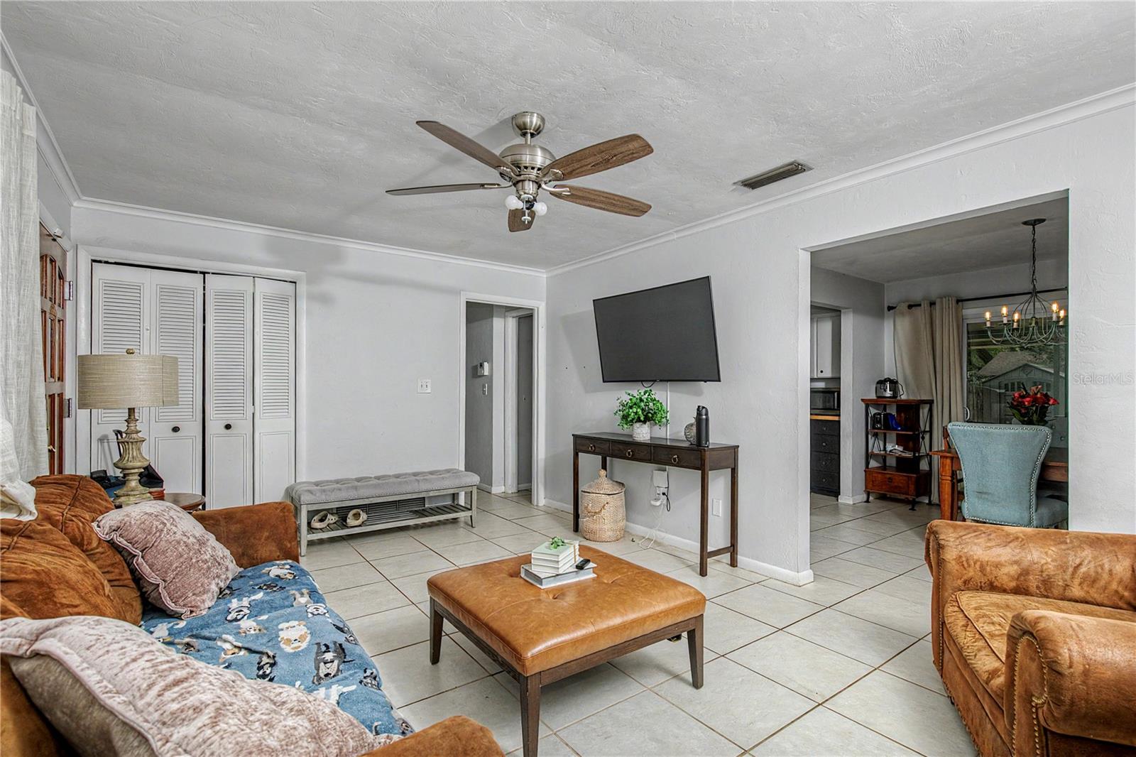 Image 11 of 36 For 6206 27th Terrace