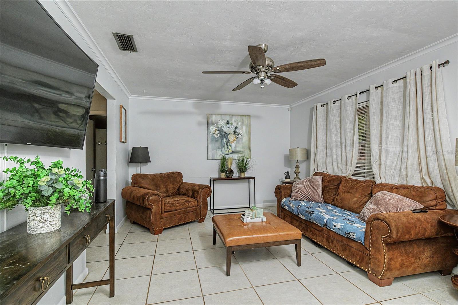 Image 12 of 36 For 6206 27th Terrace