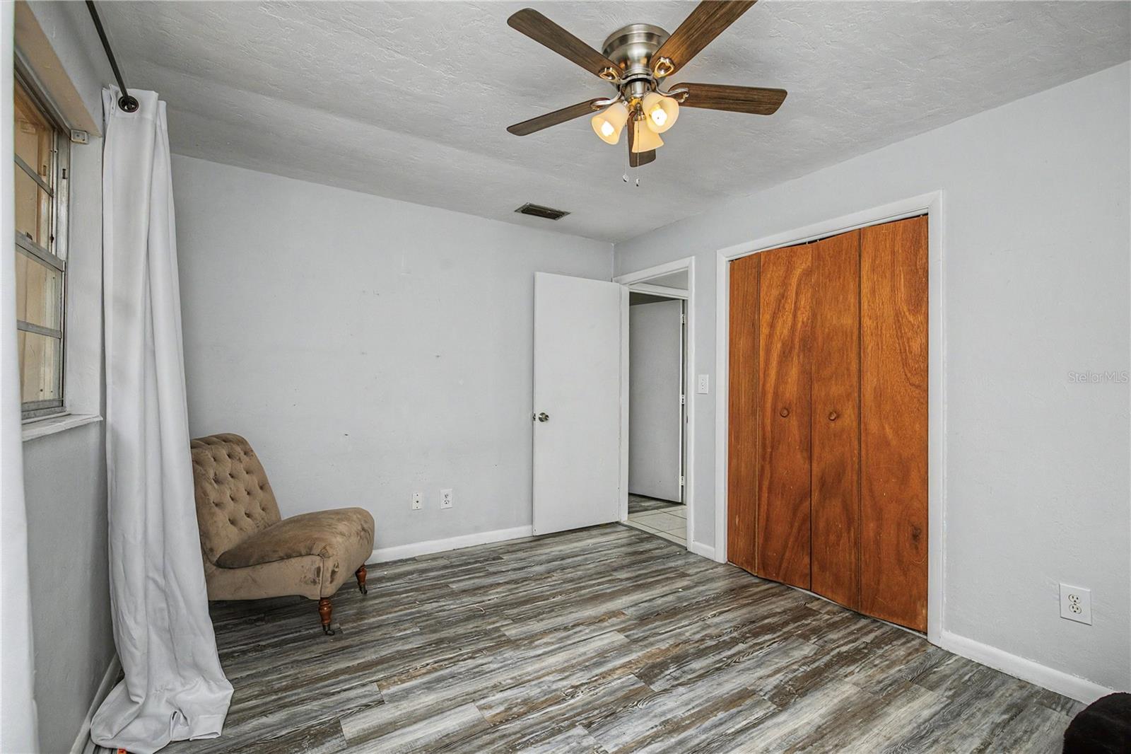 Image 26 of 36 For 6206 27th Terrace