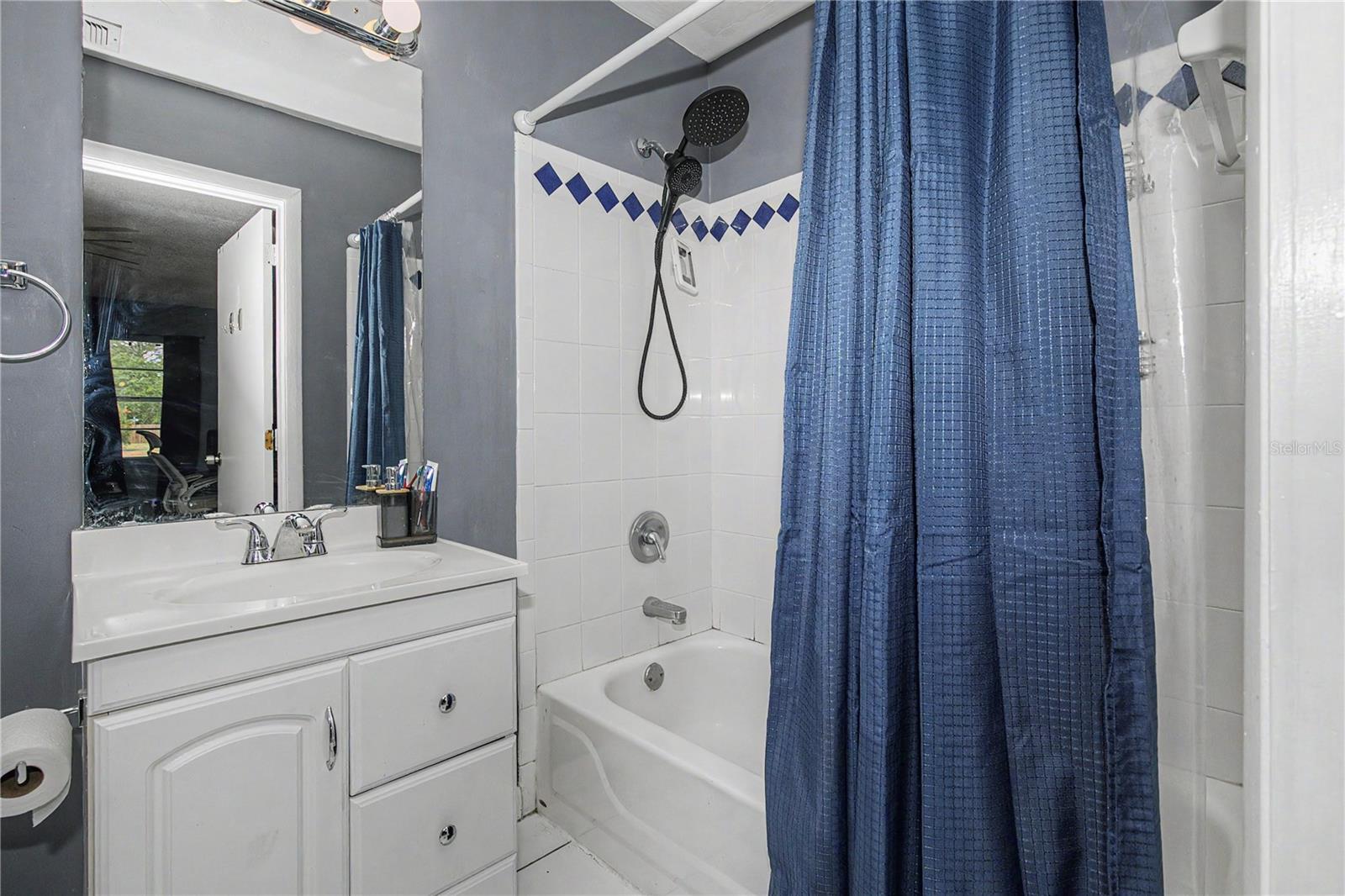 Image 31 of 36 For 6206 27th Terrace