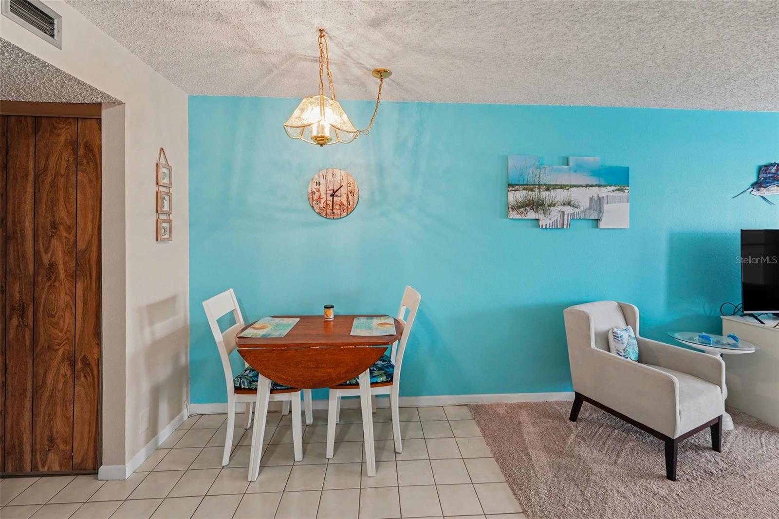 Image 7 of 30 For 6400 46th Avenue N 214