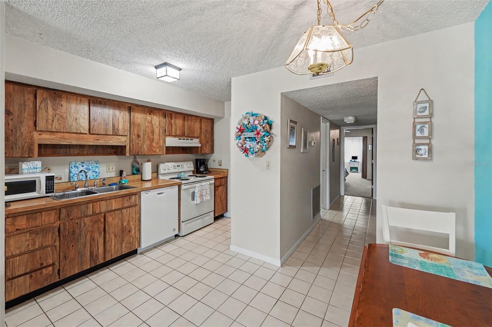 Image 9 of 30 For 6400 46th Avenue N 214