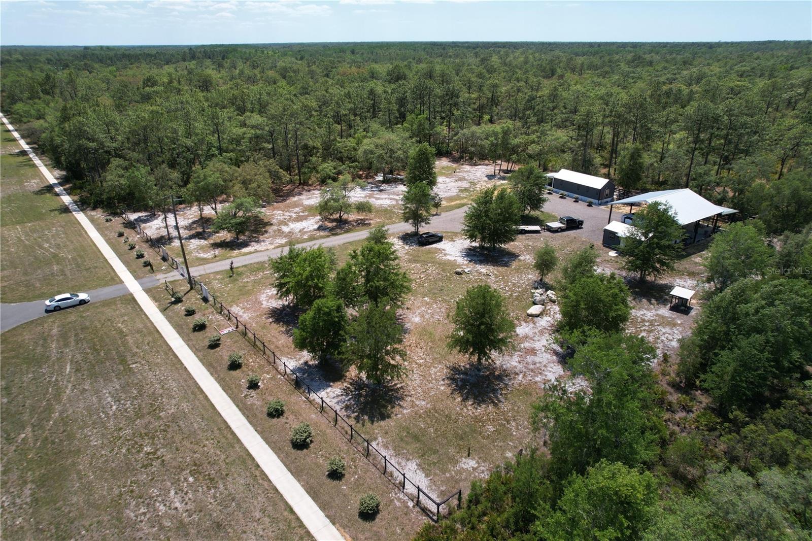 Image 26 of 29 For 10388 Suncoast Boulevard